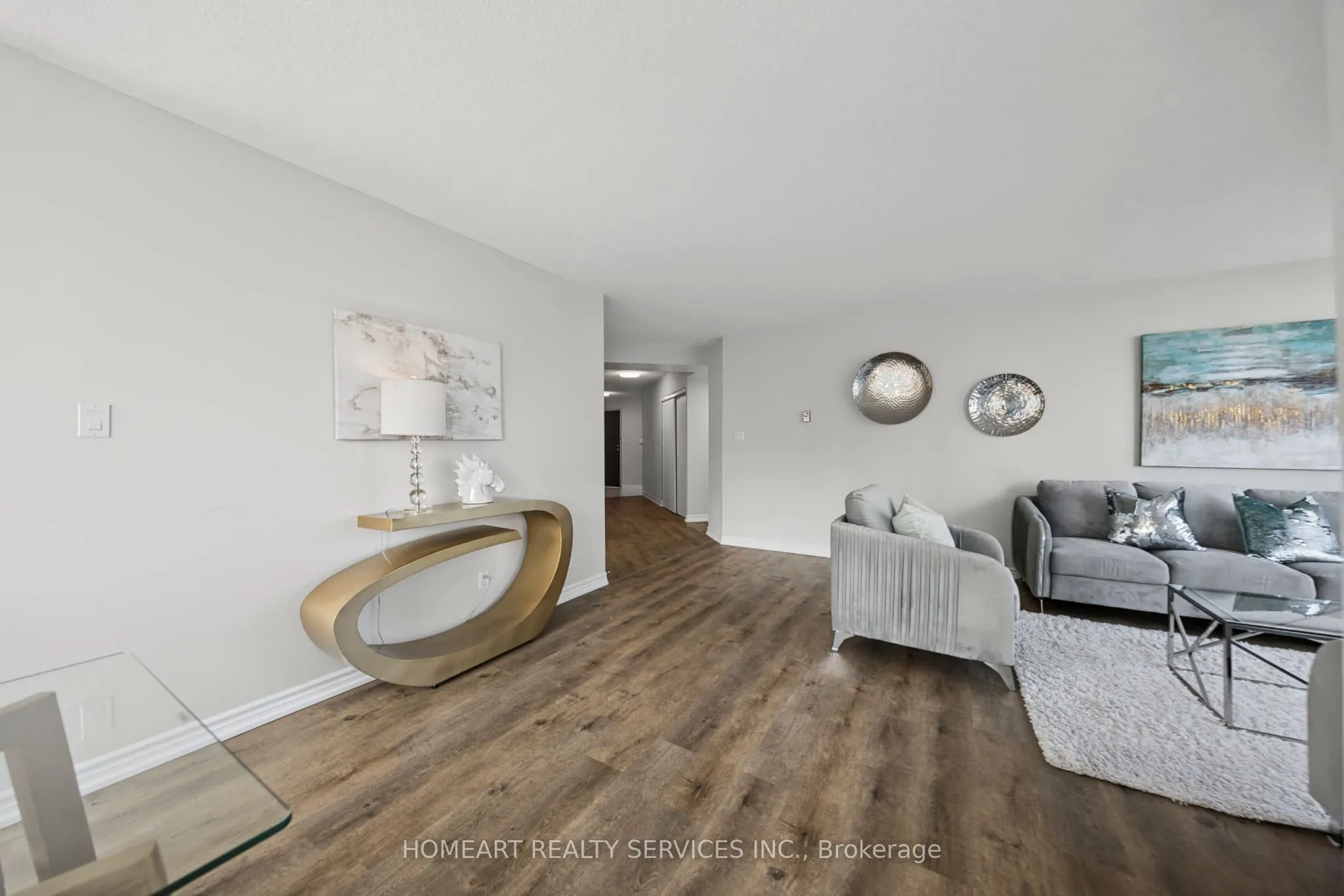 30 Greenfield Avenue #1806