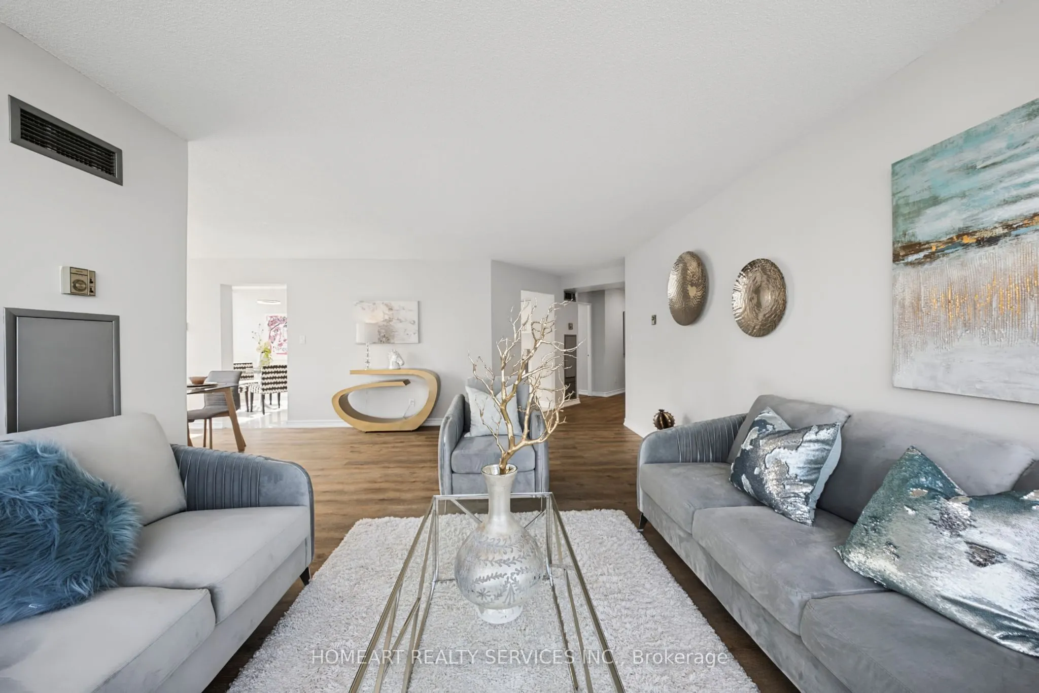 30 Greenfield Avenue #1806