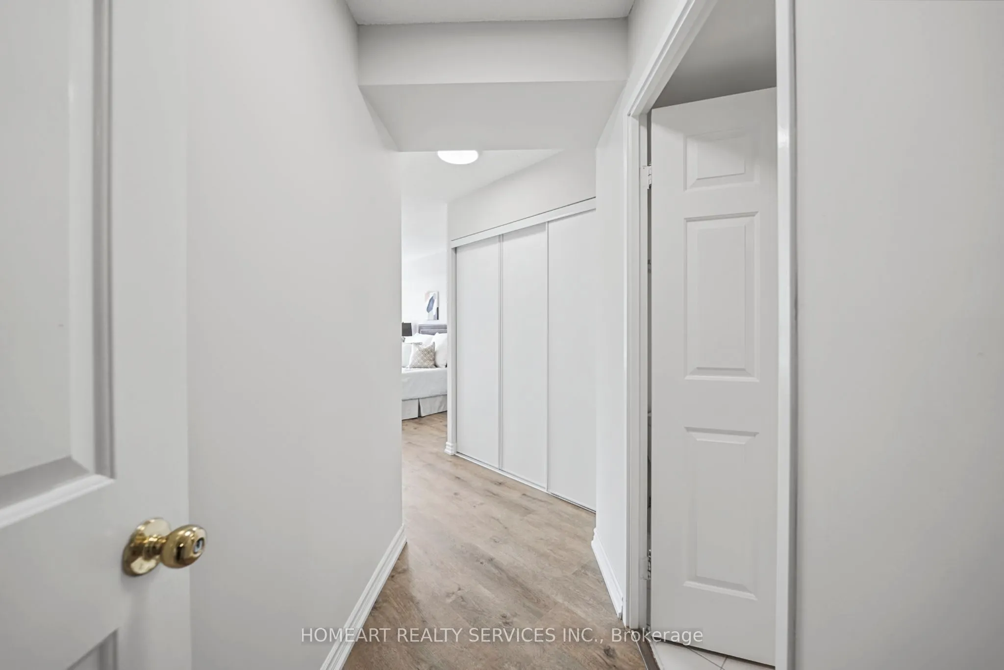 30 Greenfield Avenue #1806