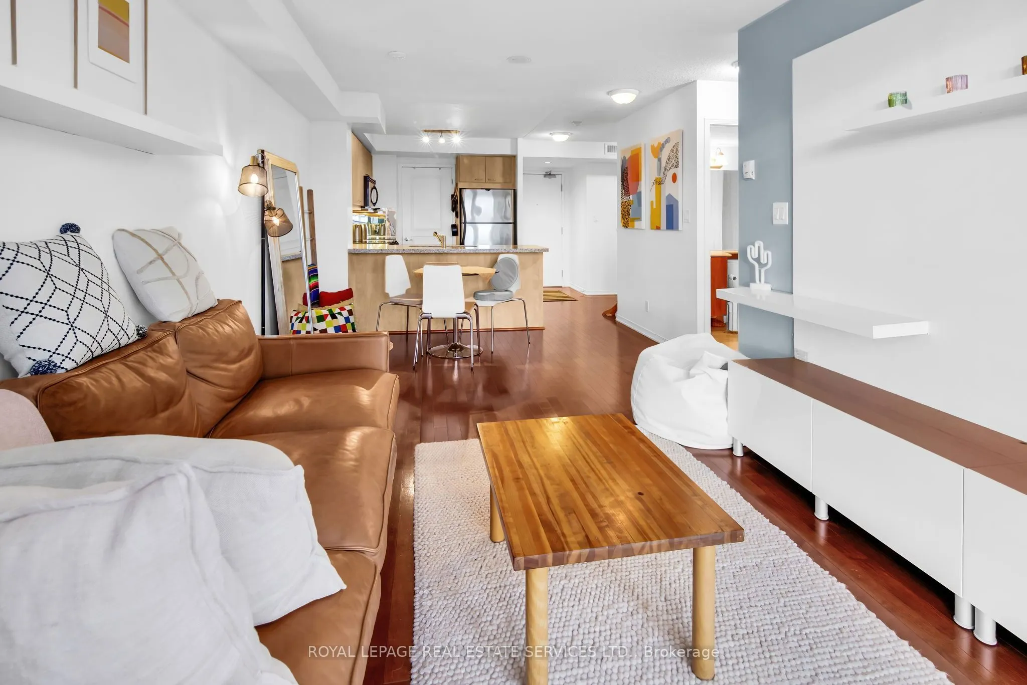 308 Palmerston Avenue #404