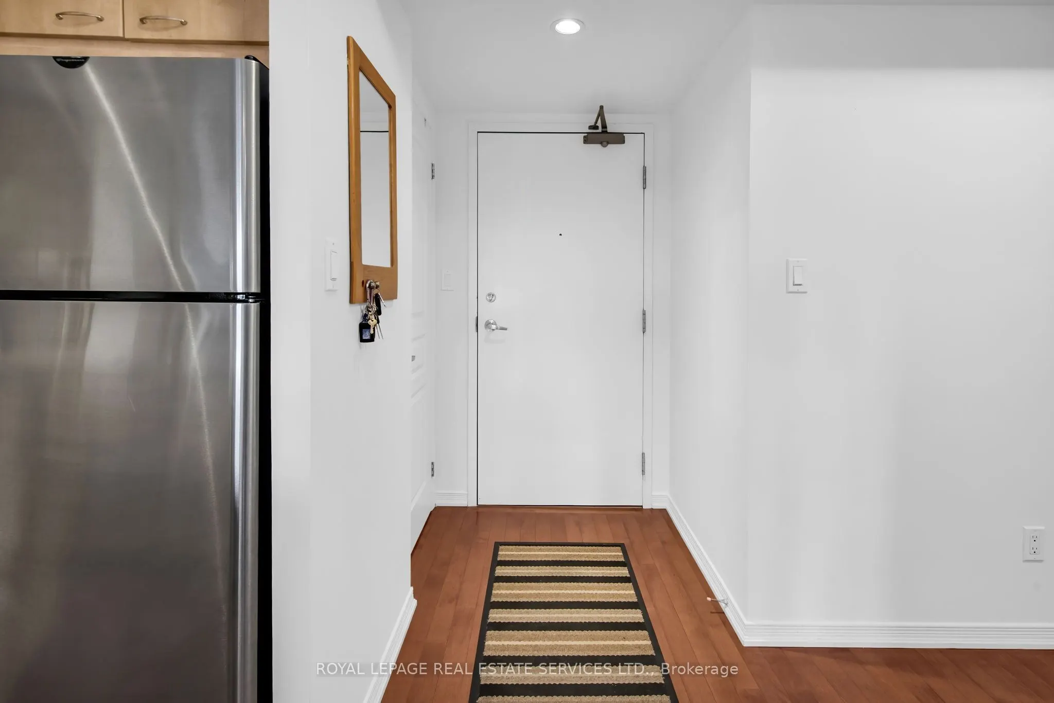 308 Palmerston Avenue #404