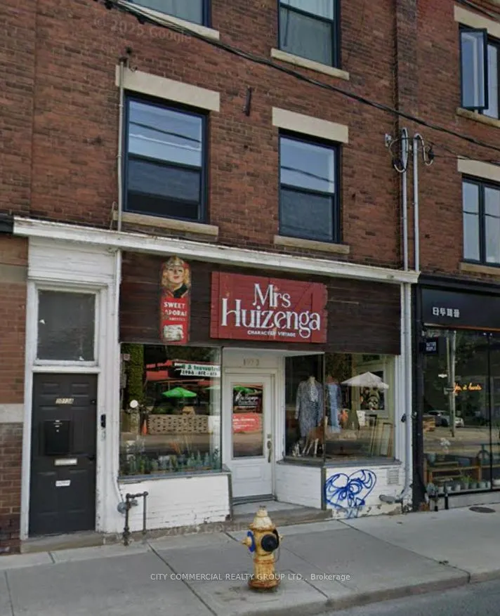 1073 Bathurst Street