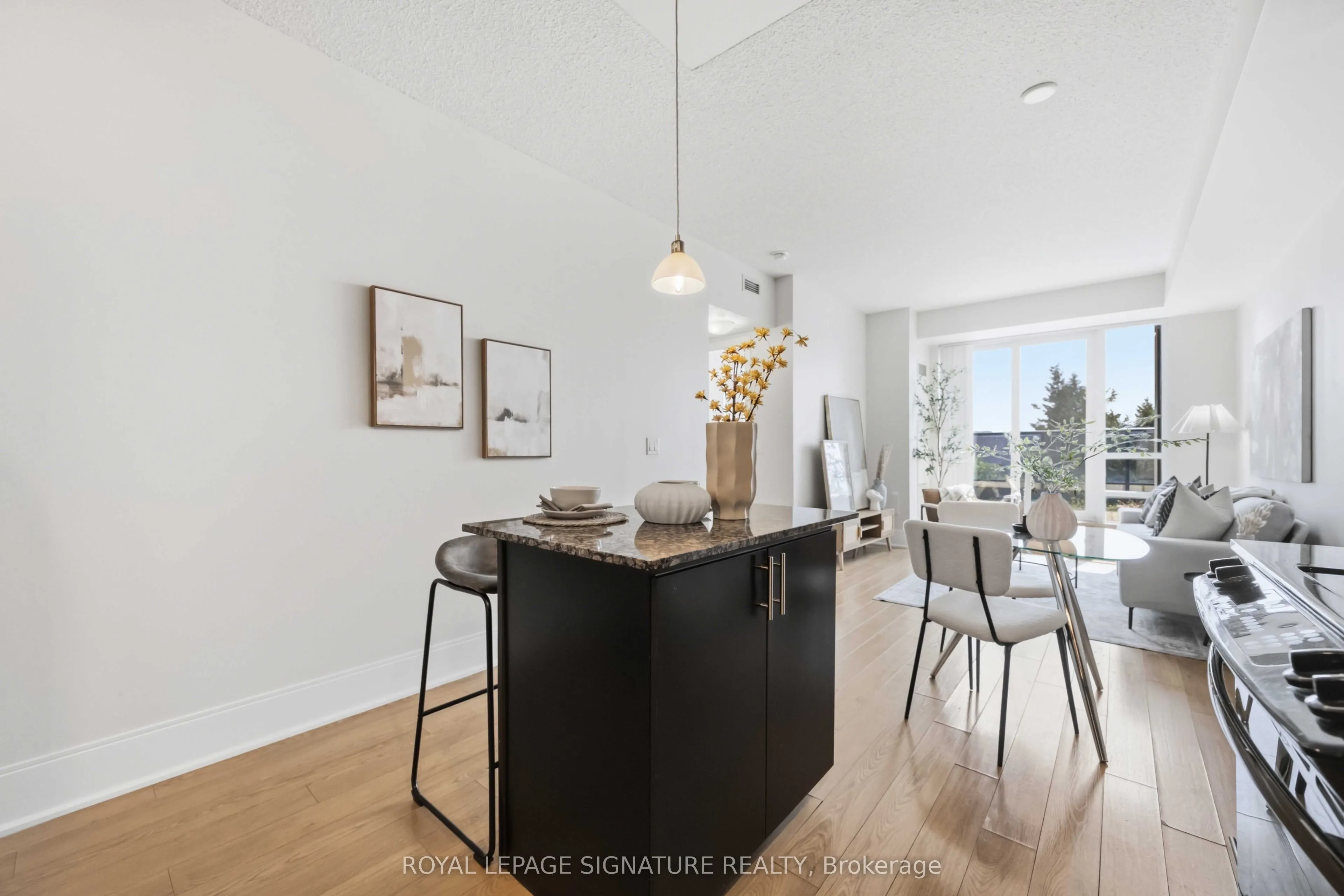 181 Wynford Drive #403