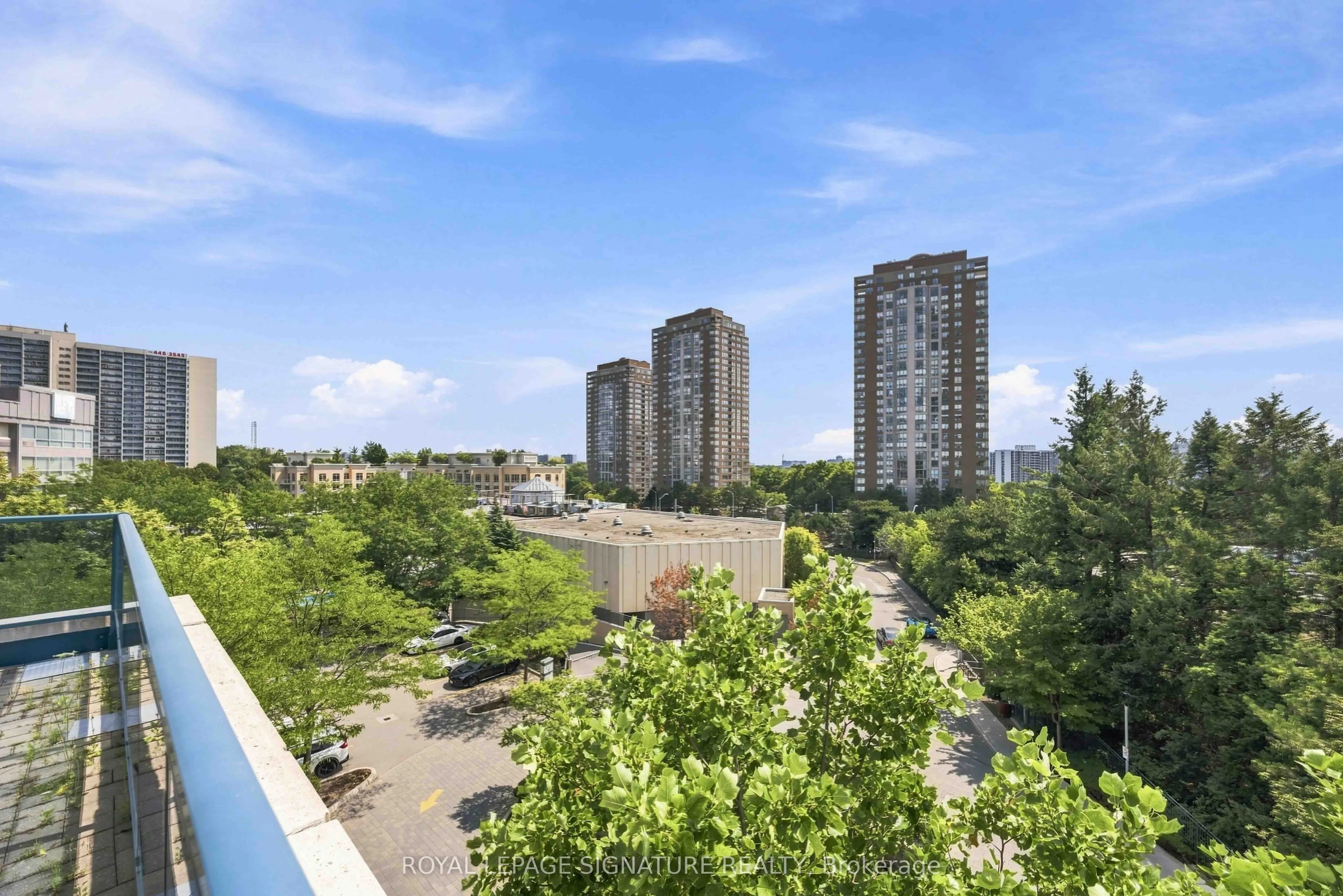 181 Wynford Drive #403