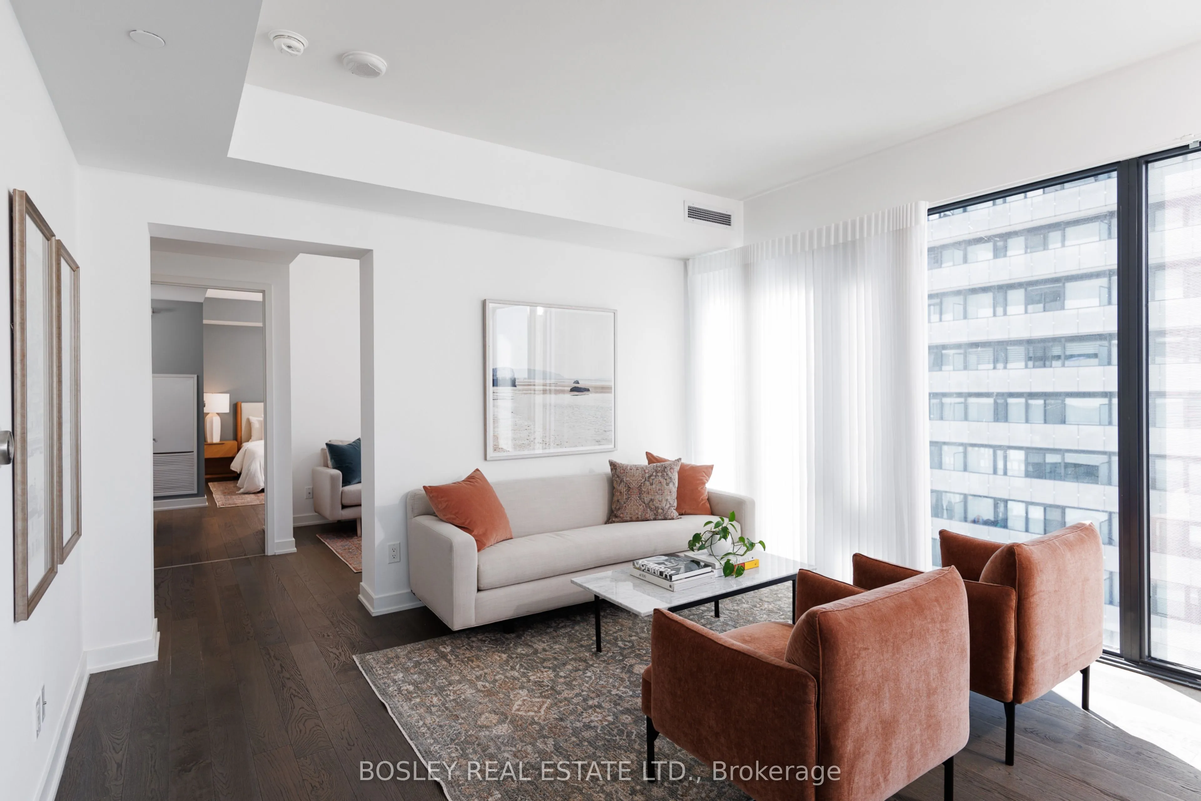 185 Roehampton Avenue #1702