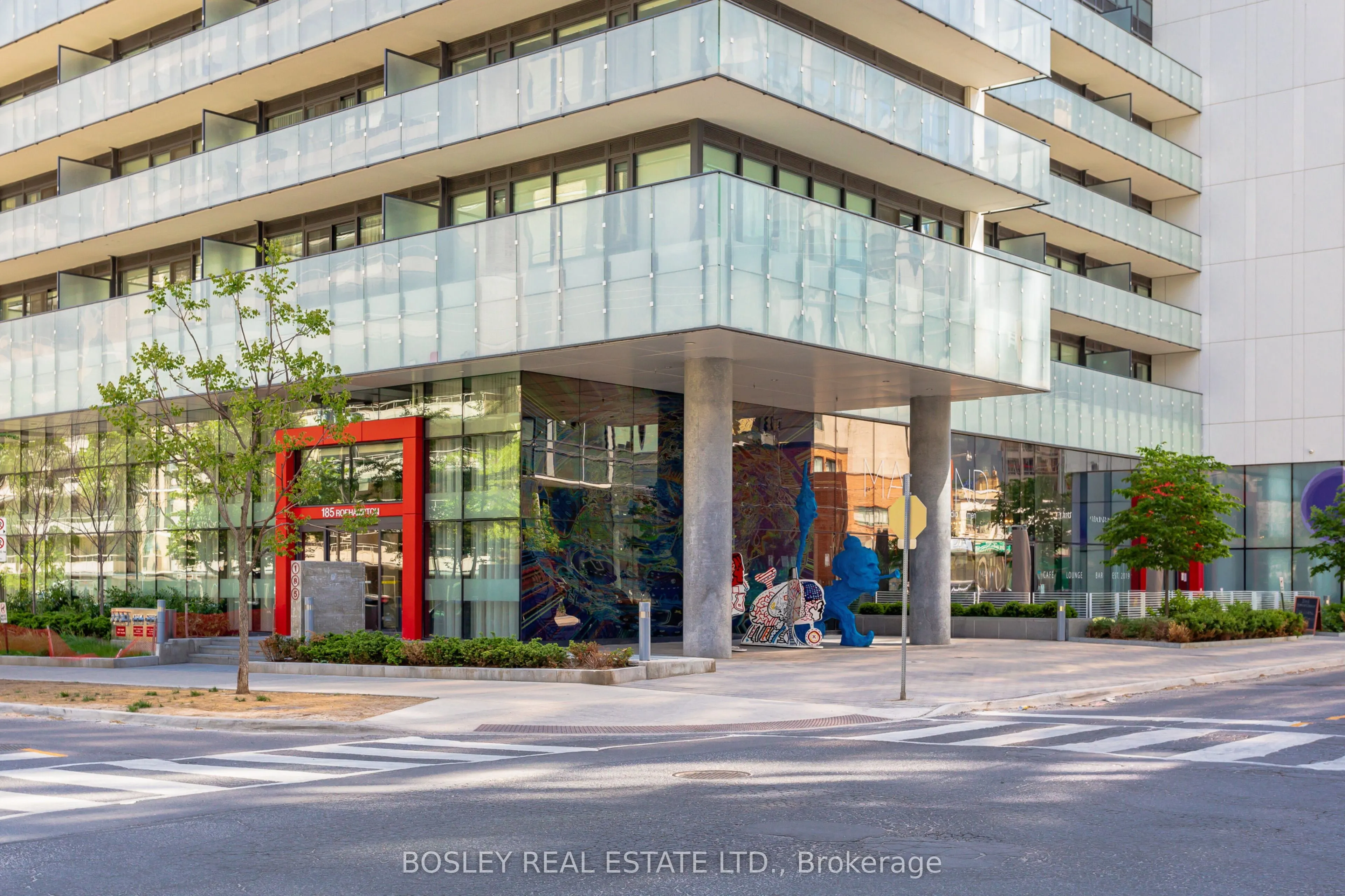 185 Roehampton Avenue #1702