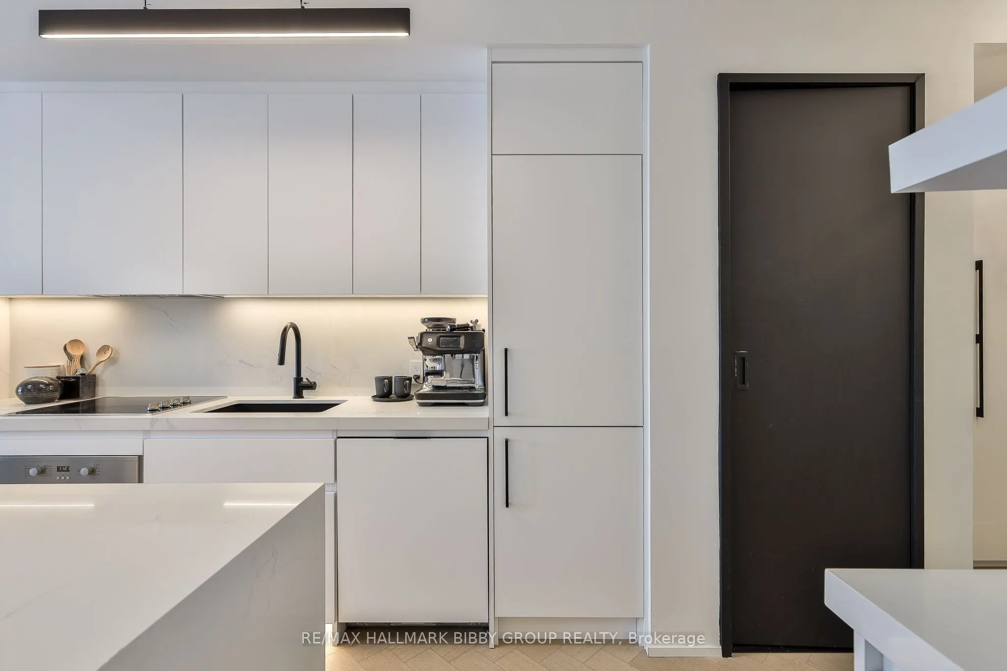 200 Bloor Street W #1204