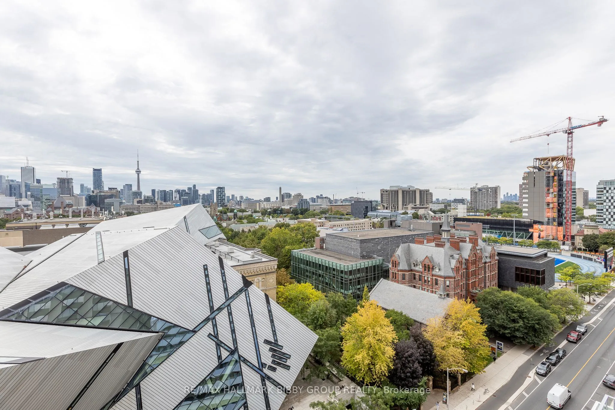200 Bloor Street W #1204