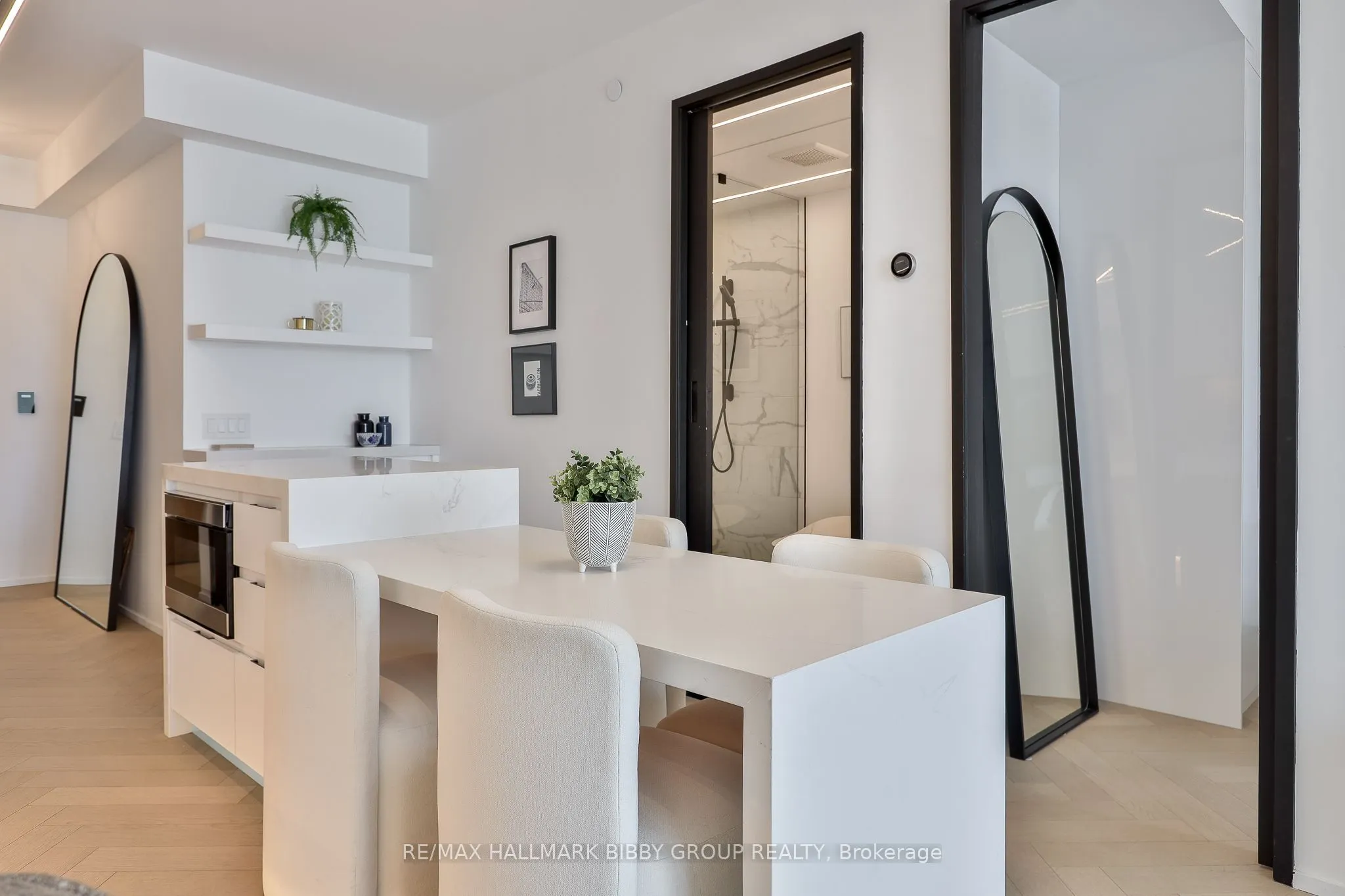 200 Bloor Street W #1204
