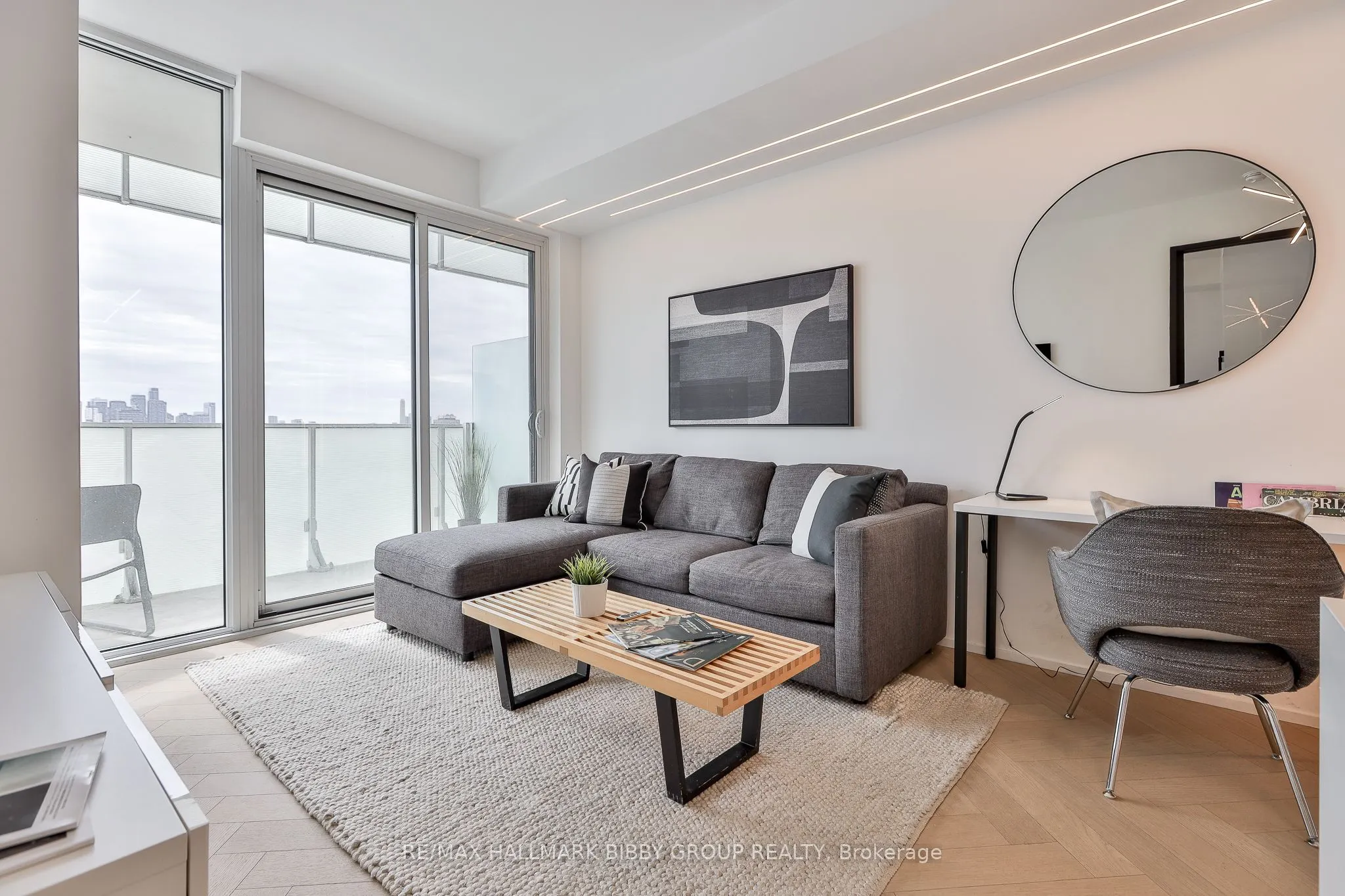 200 Bloor Street W #1204
