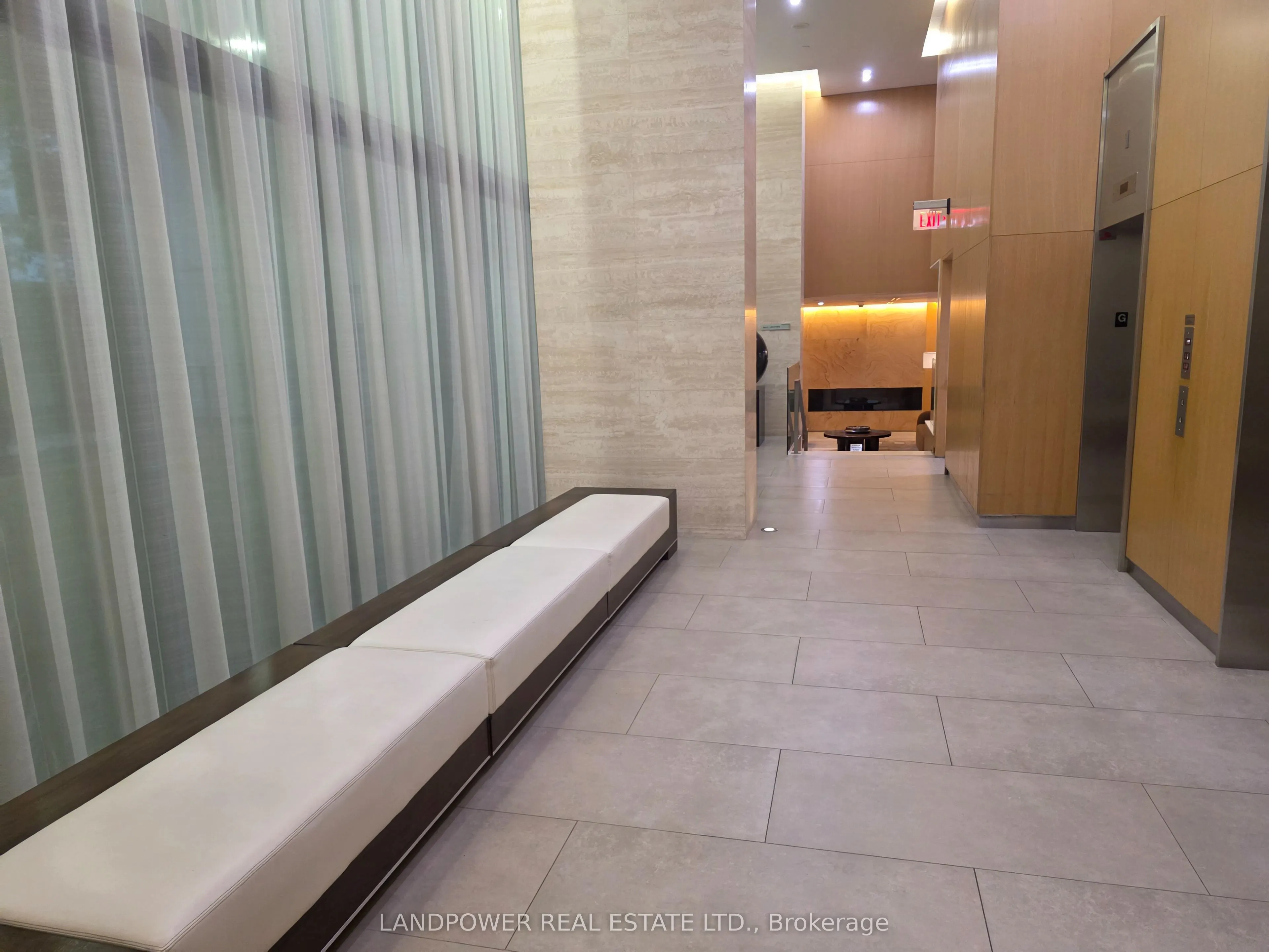 25 Broadway Avenue #906
