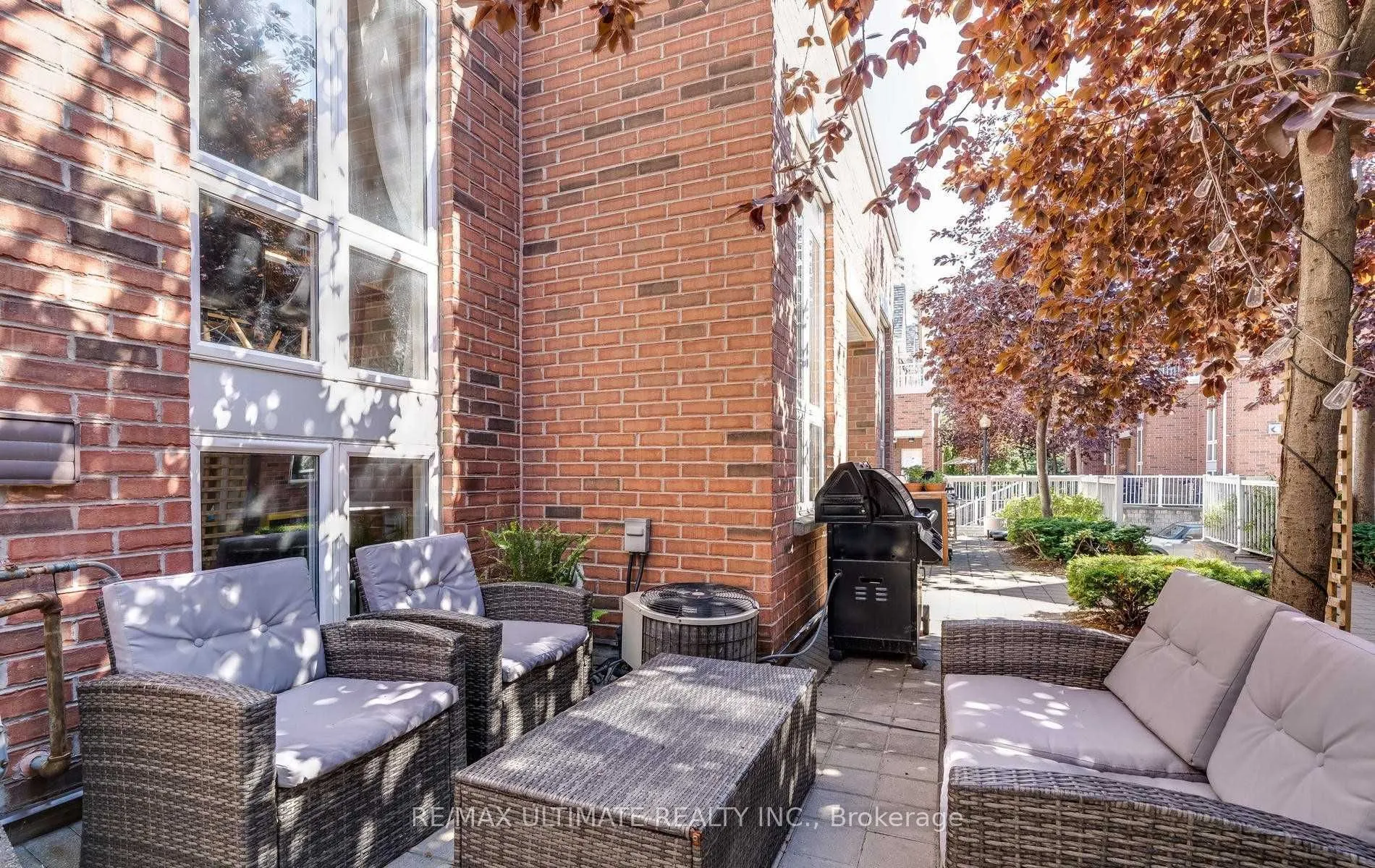 12 Sudbury Street #1404