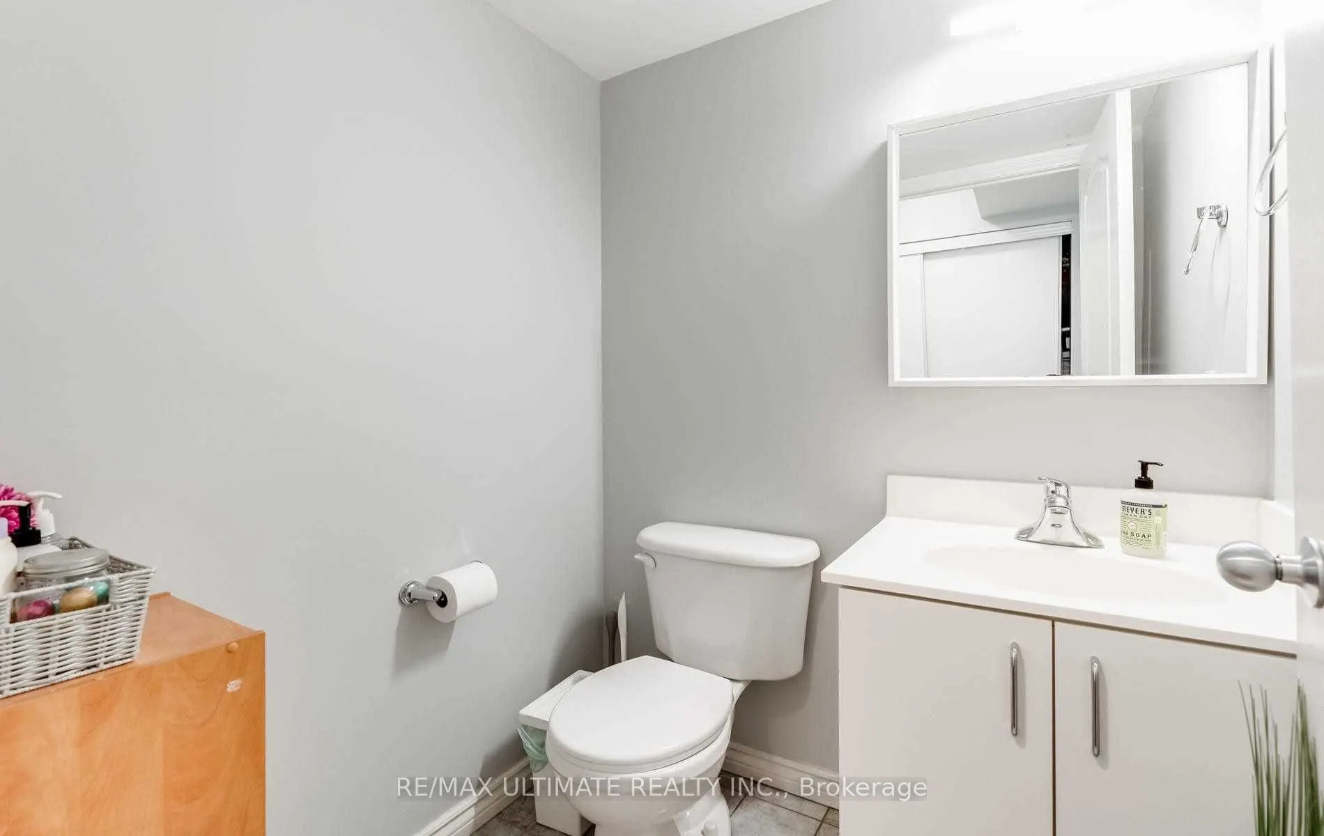 12 Sudbury Street #1404