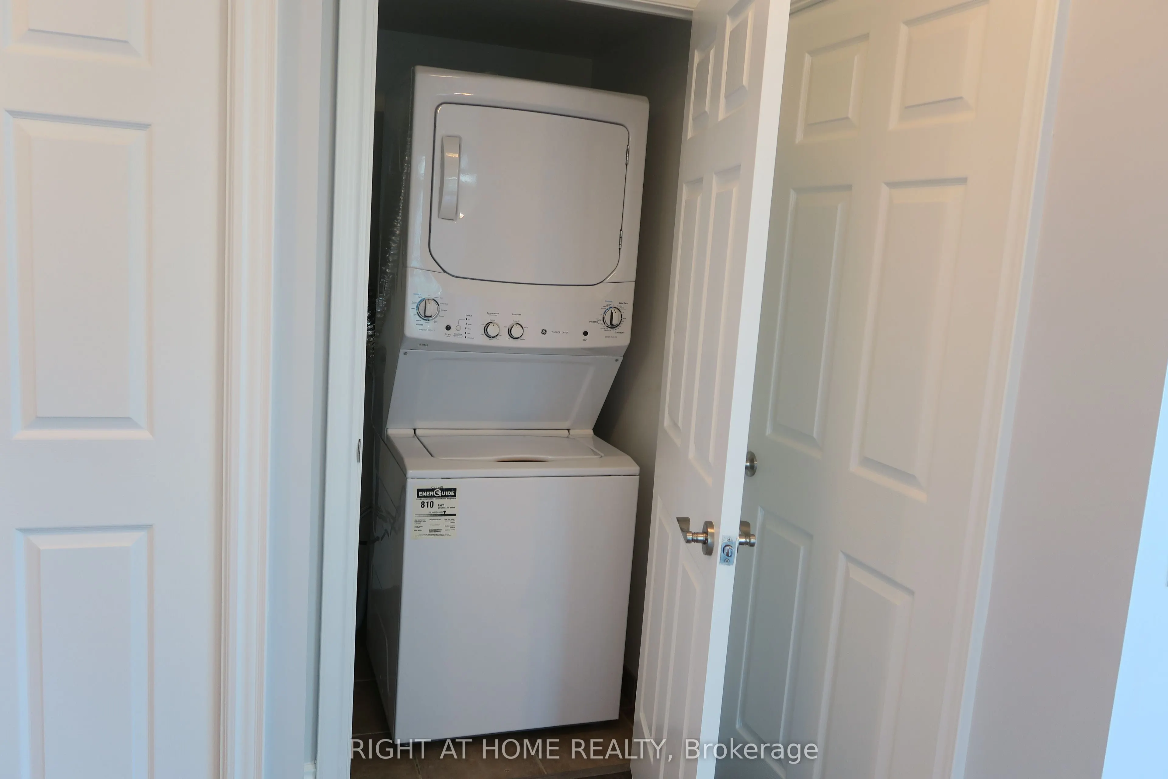 15 Greenview Avenue #1505
