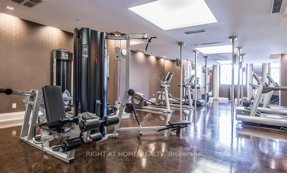 15 Greenview Avenue #1505