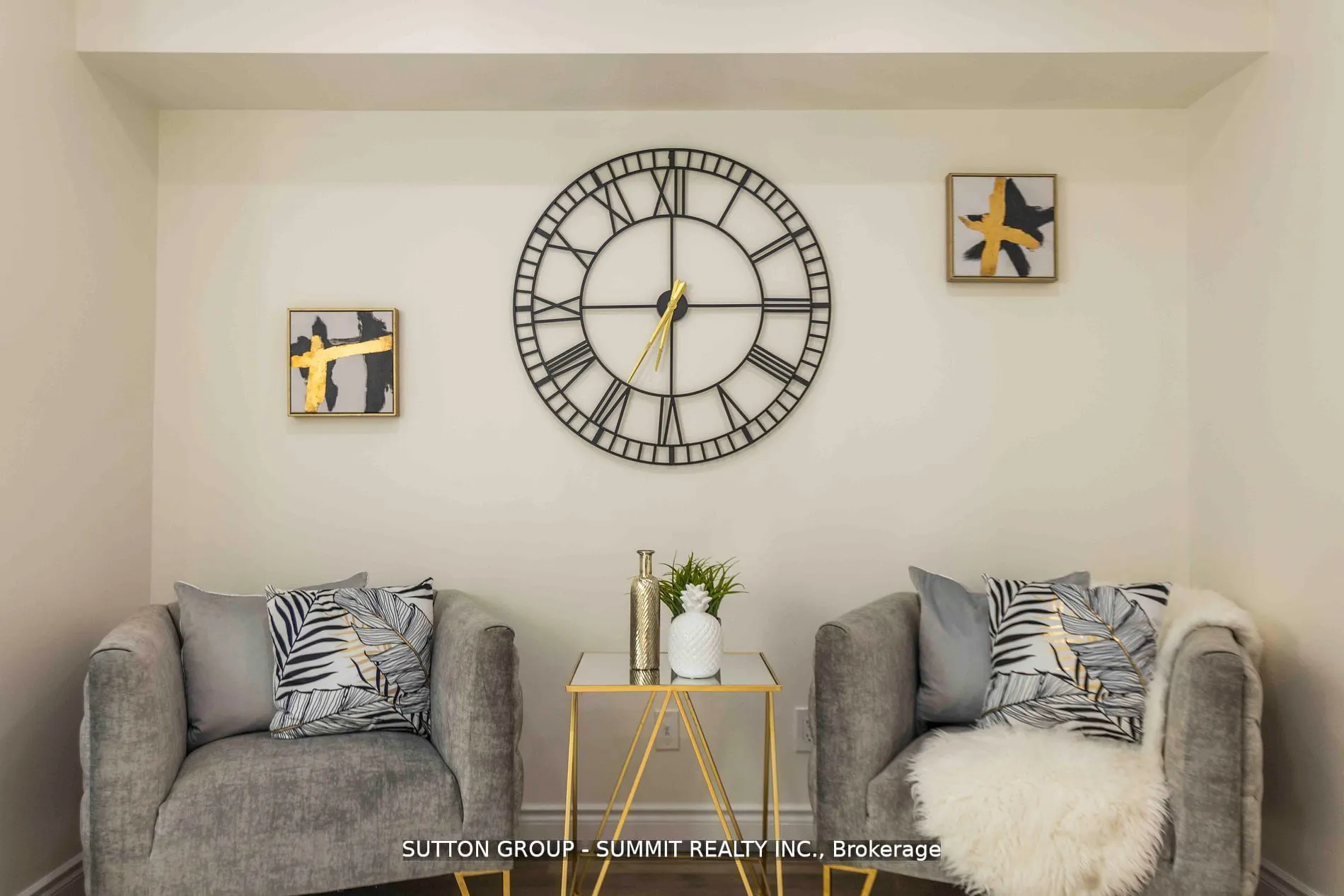 12 Douro Street #421