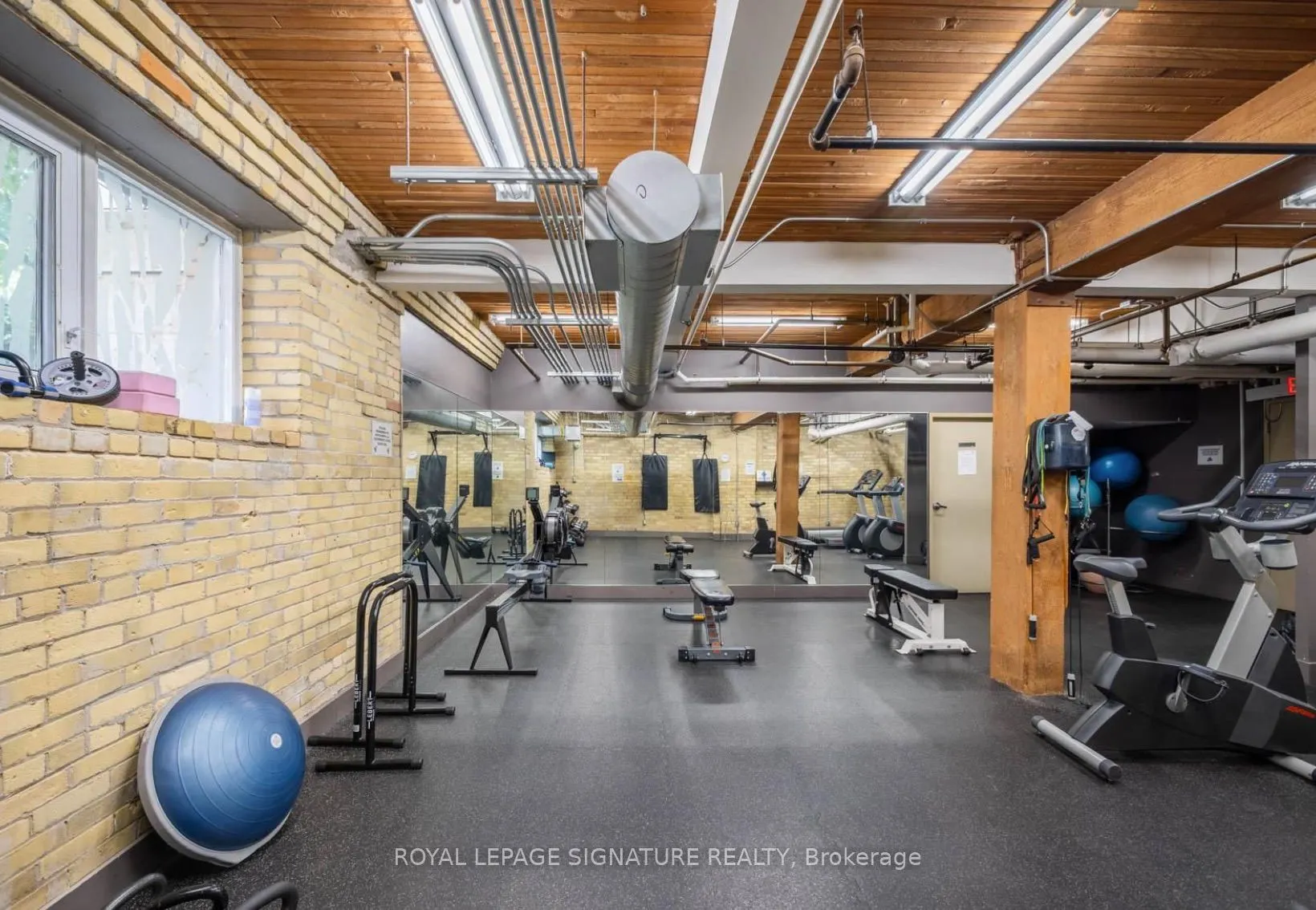 955 Queen Street W #316