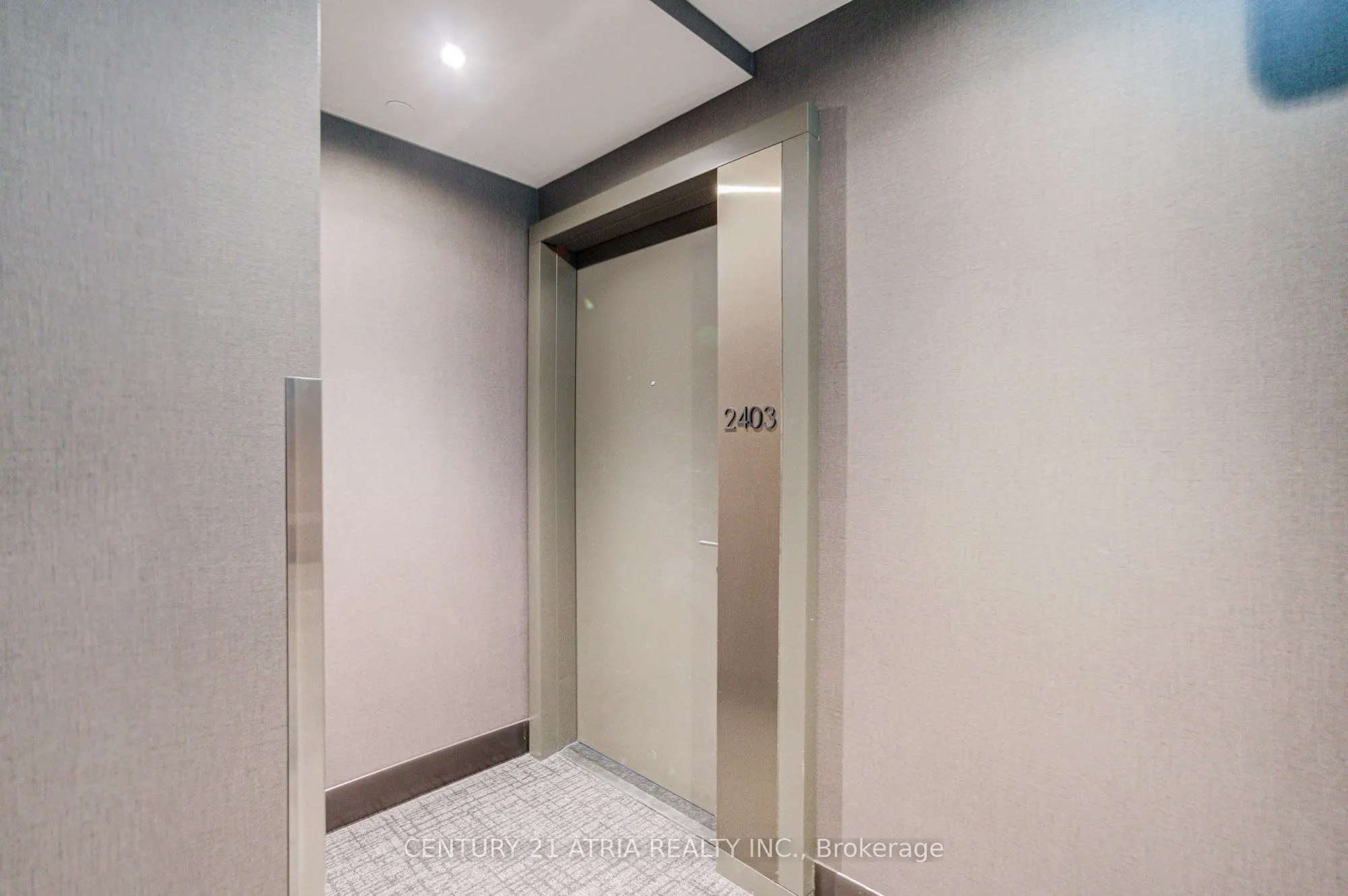 8 CUMBERLAND Street #2403