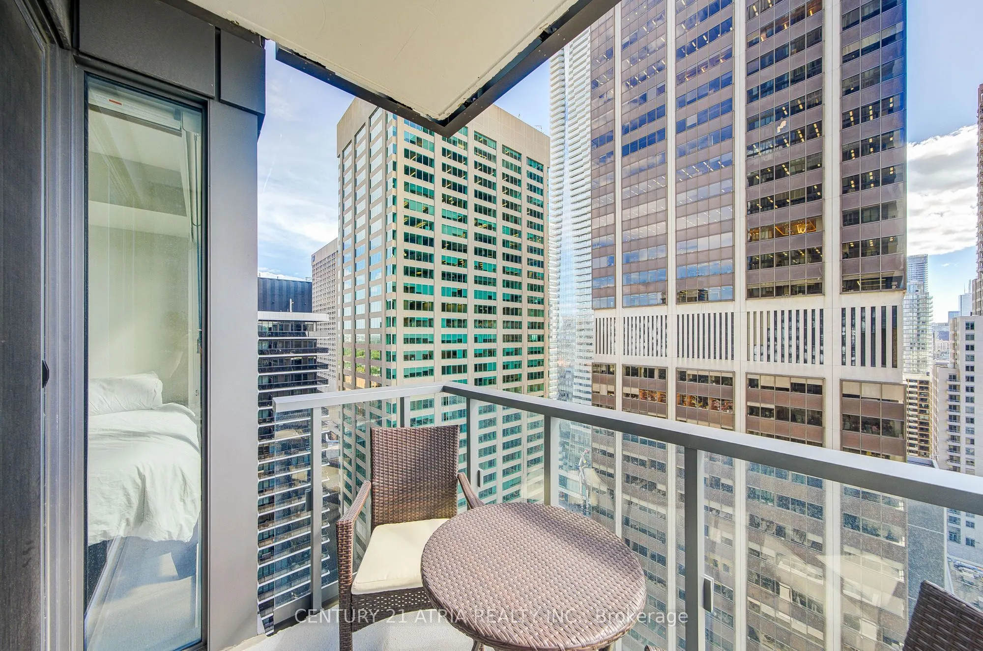 8 CUMBERLAND Street #2403