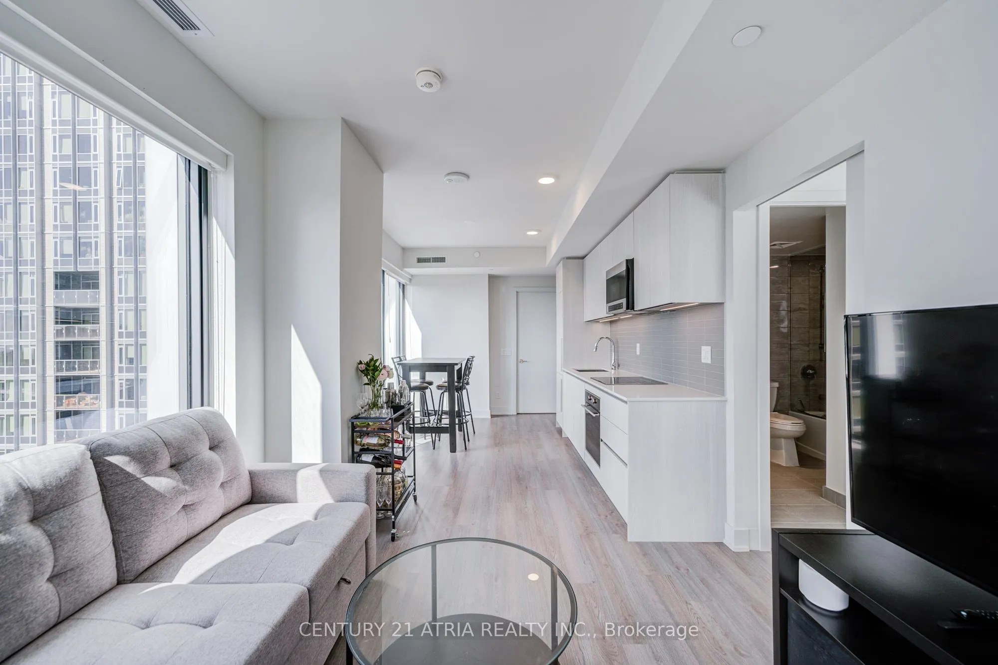 8 CUMBERLAND Street #2403