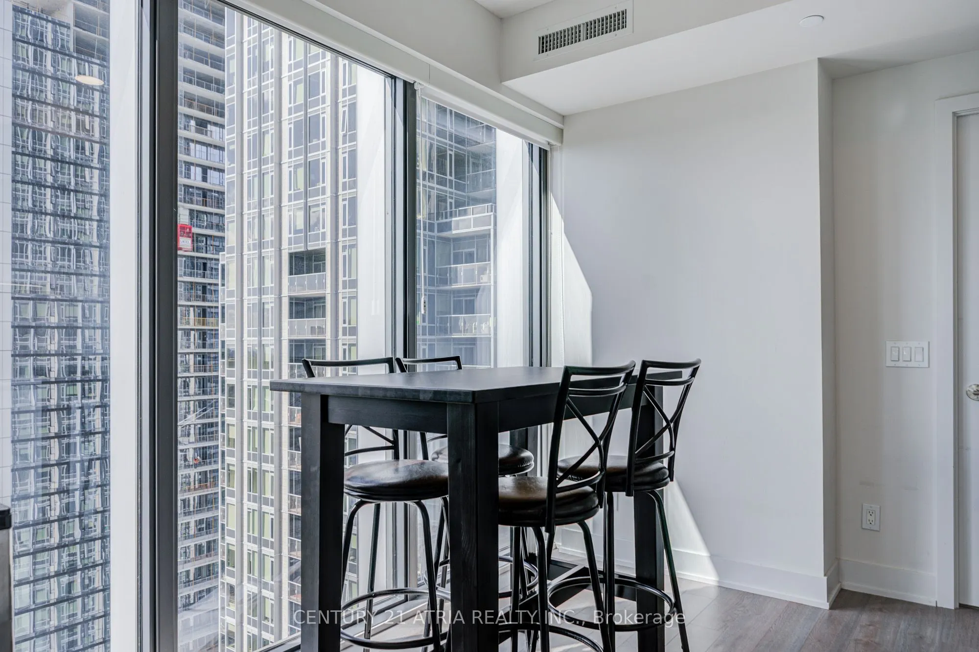 8 CUMBERLAND Street #2403