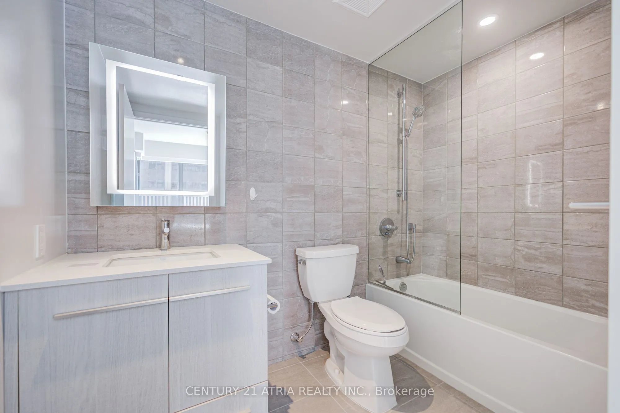 8 CUMBERLAND Street #2403