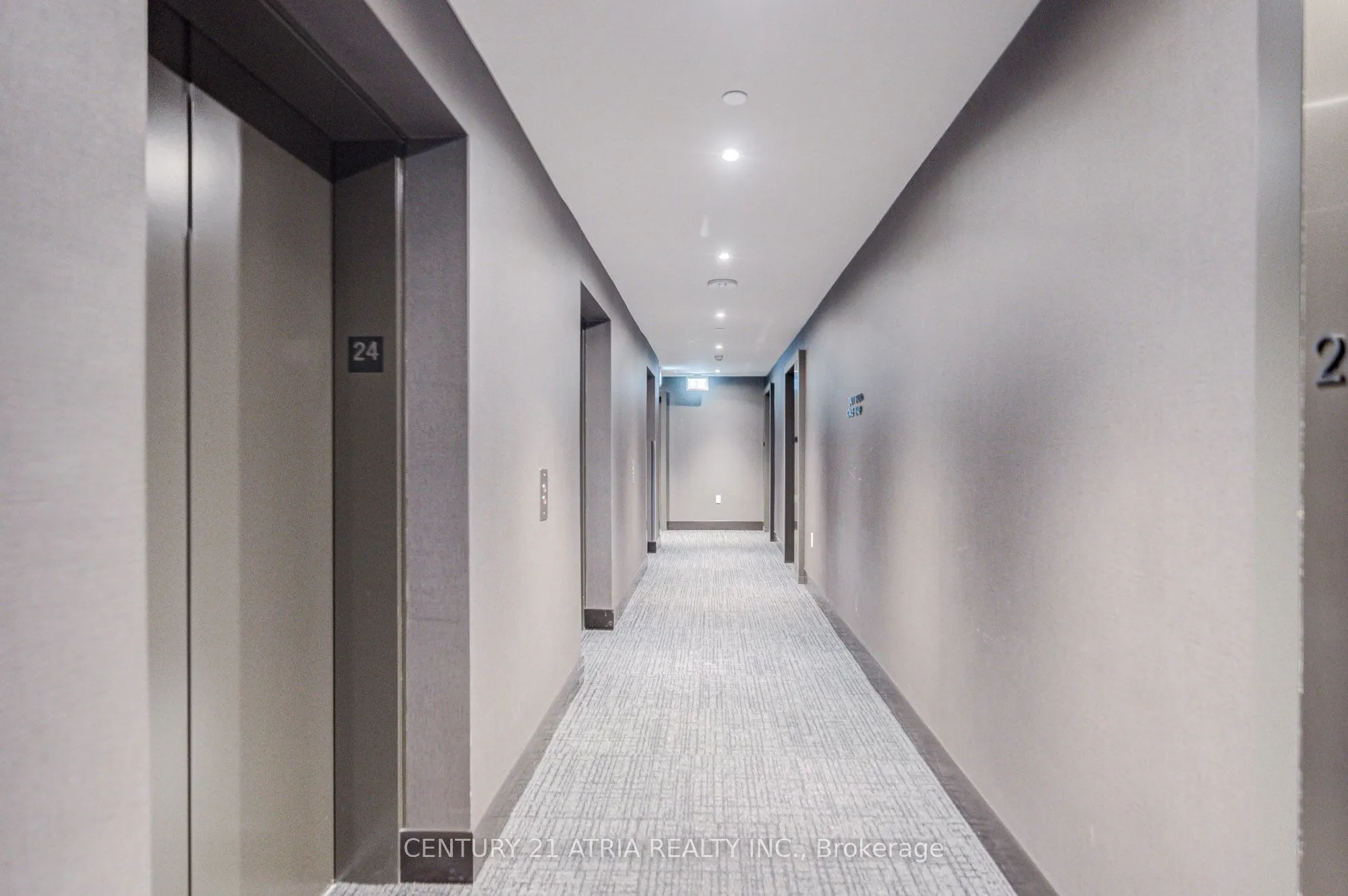 8 CUMBERLAND Street #2403
