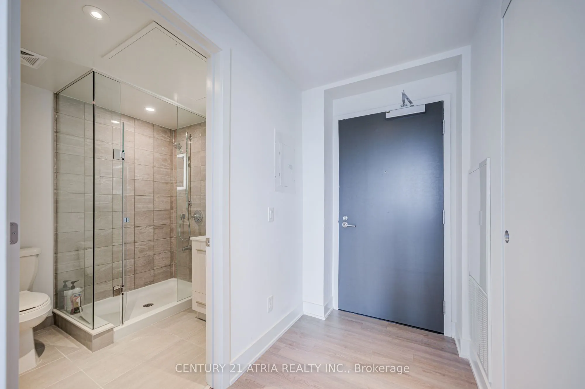8 CUMBERLAND Street #2403