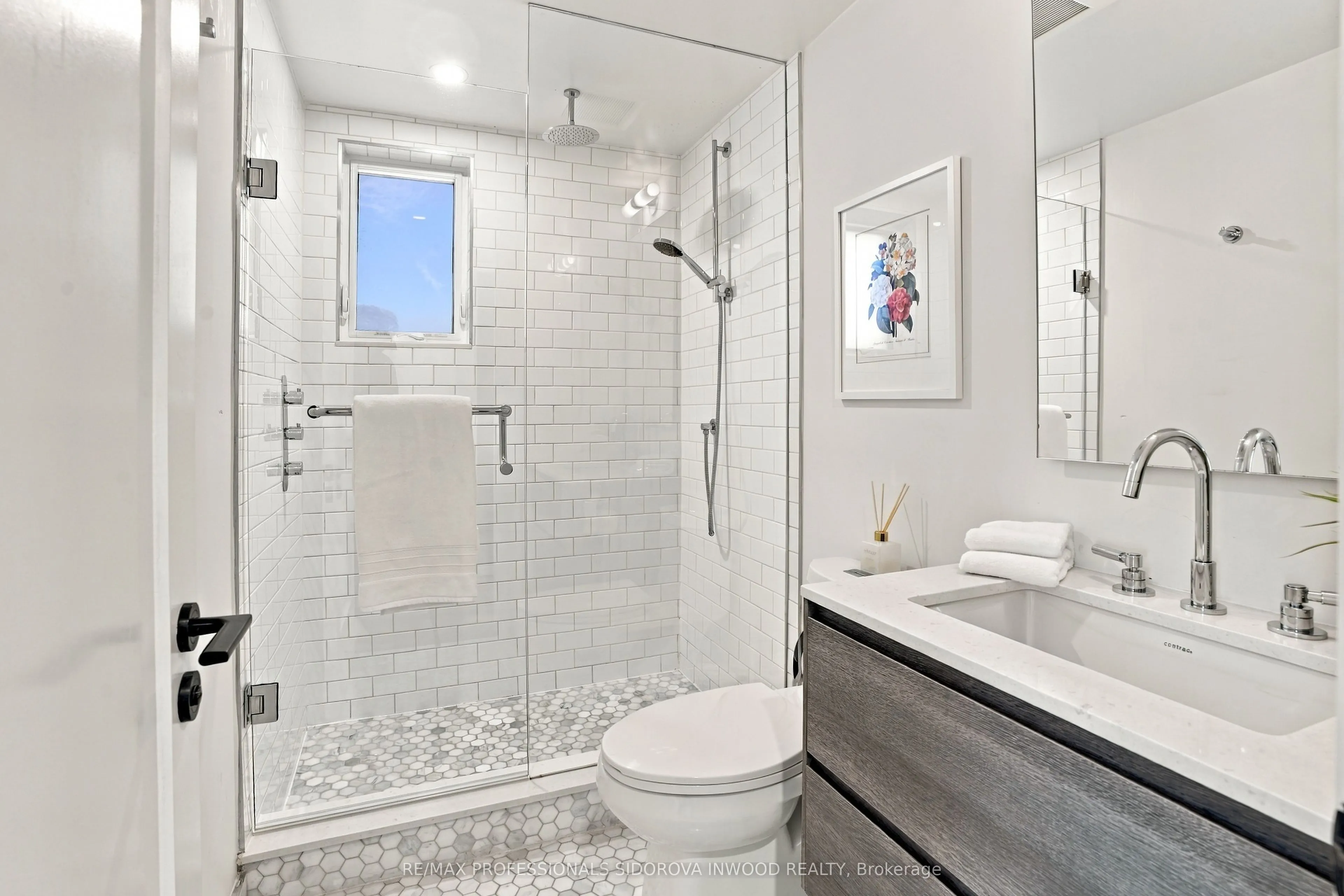 1657 Bathurst Street #2A