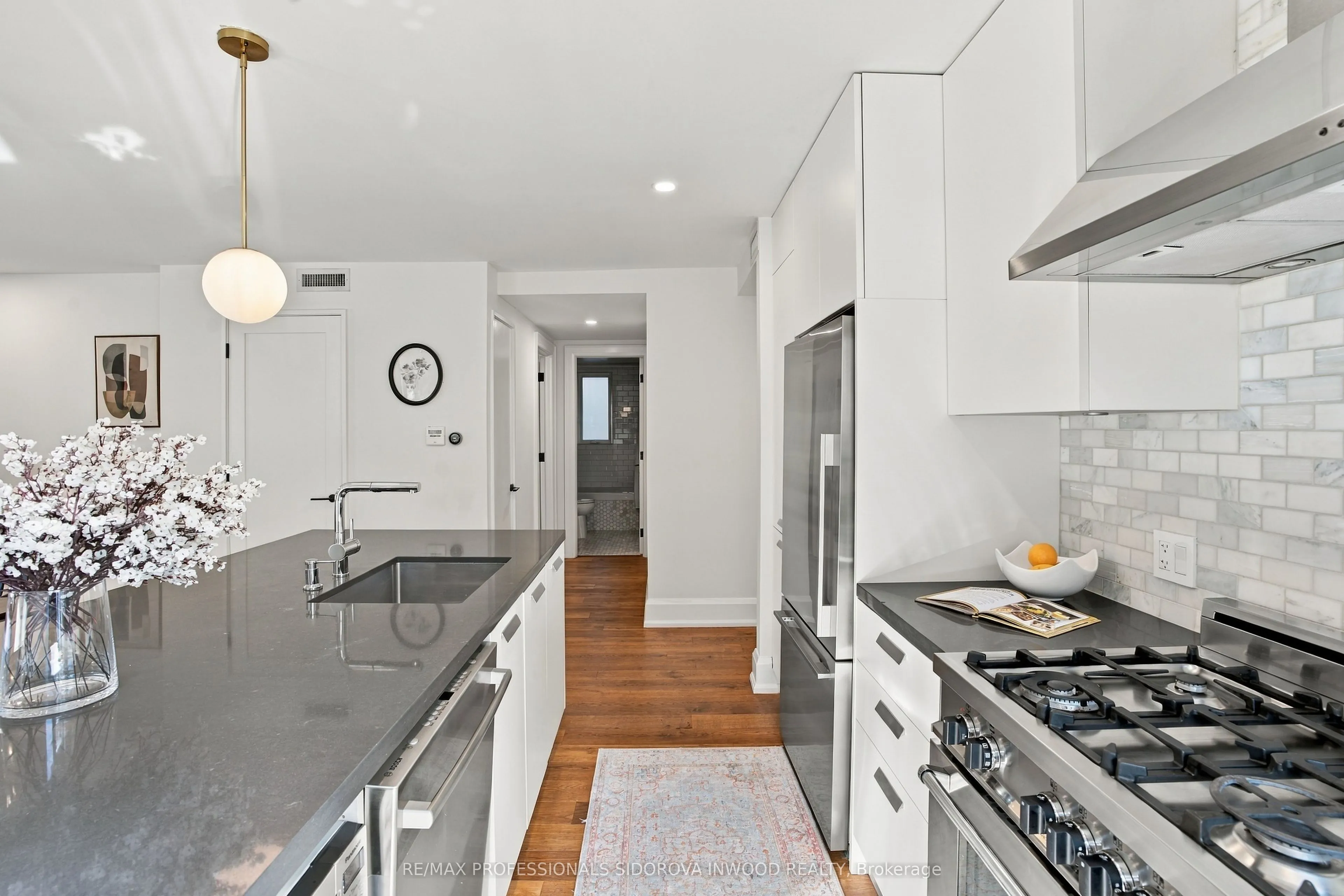 1657 Bathurst Street #2A
