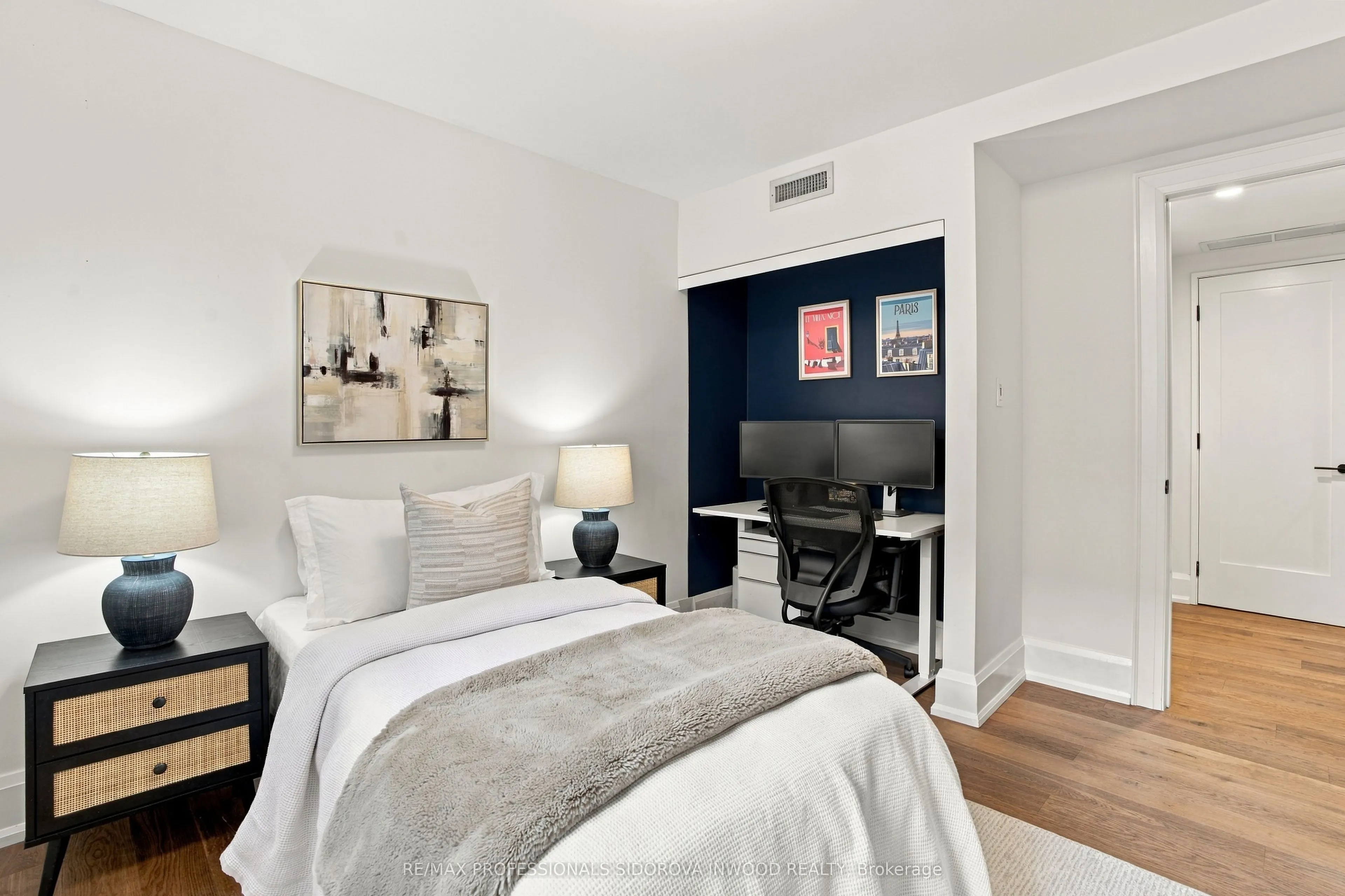 1657 Bathurst Street #2A