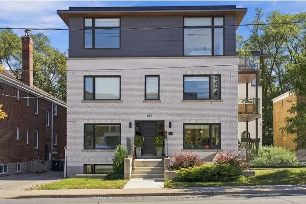 1657 Bathurst Street #2A