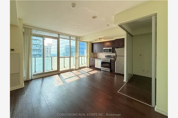 55 Bremner Boulevard #2611