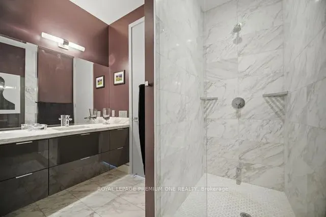 111 St Clair Avenue W #1903