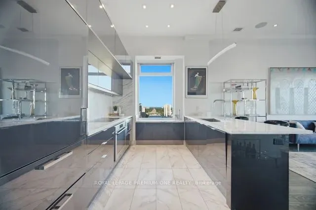 111 St Clair Avenue W #1903