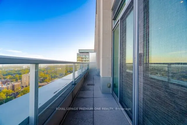 111 St Clair Avenue W #1903
