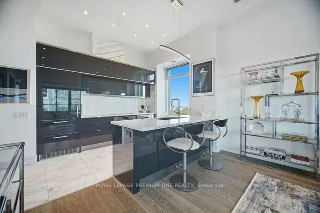 111 St Clair Avenue W #1903