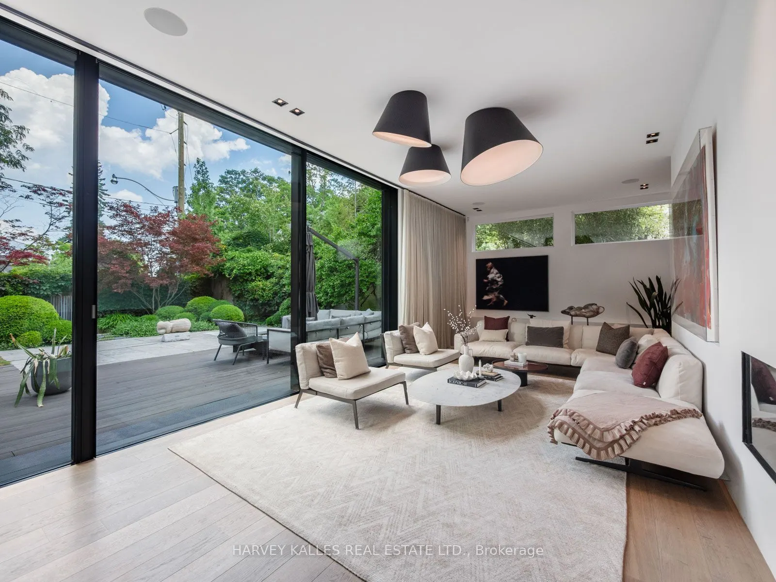 75 Ardwold Gate