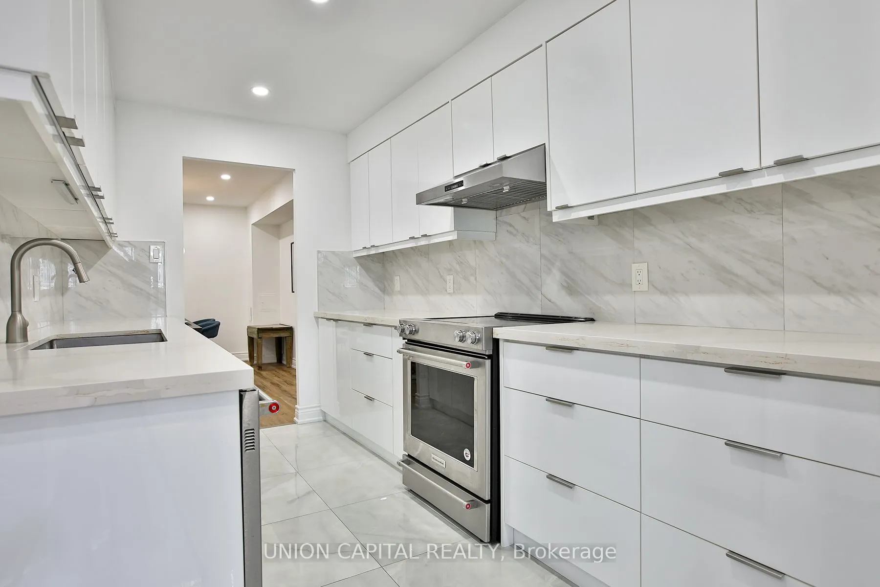 12 Sudbury Street #201
