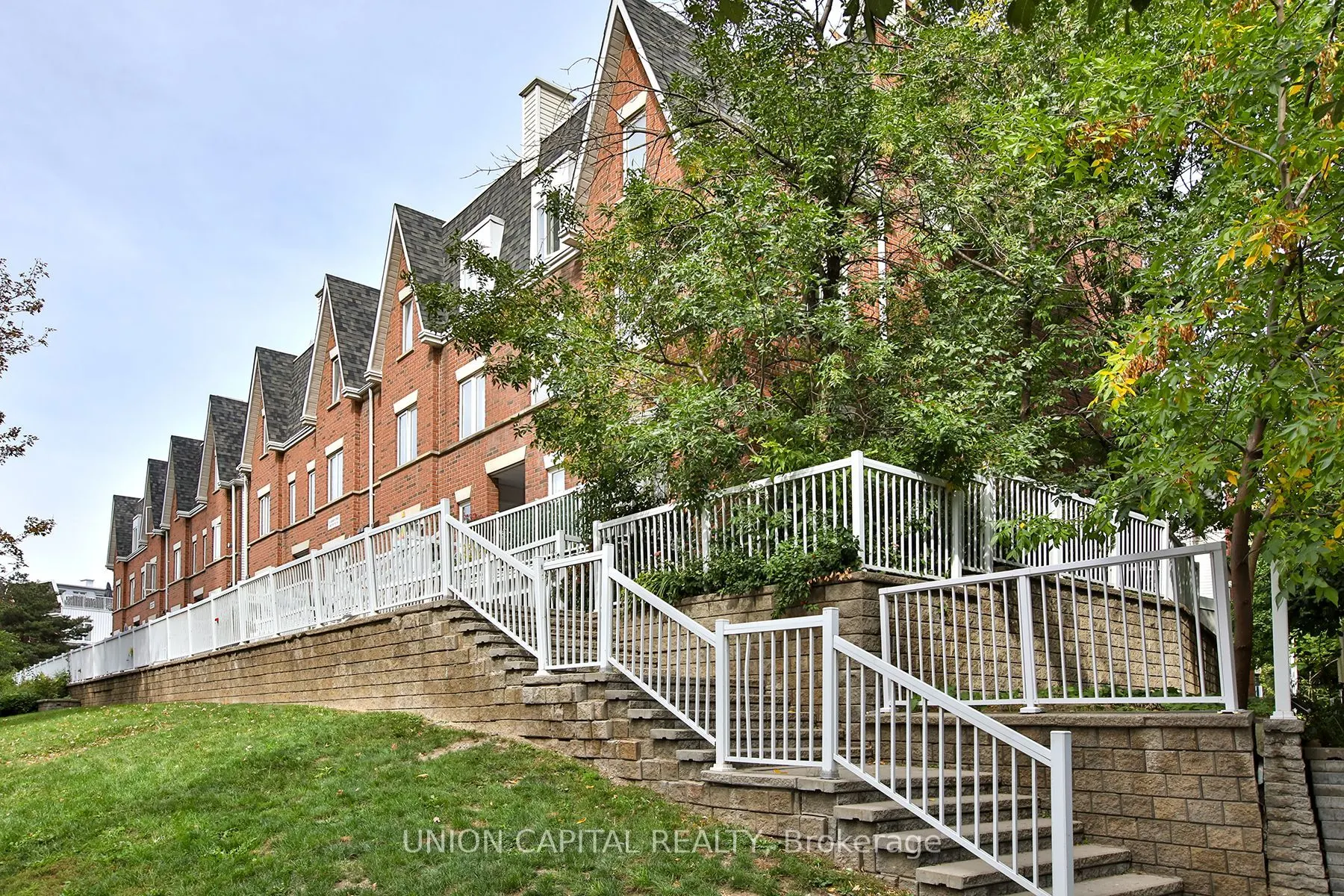 12 Sudbury Street #201