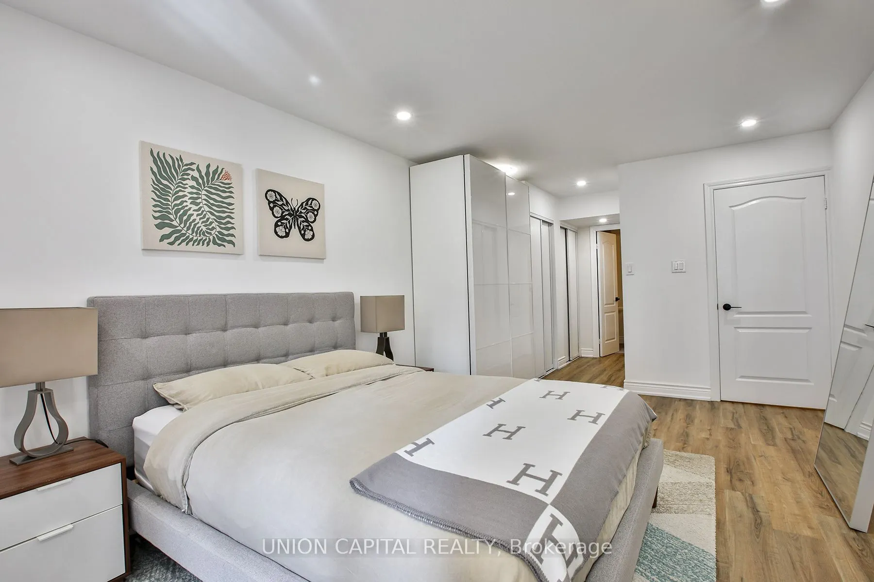 12 Sudbury Street #201