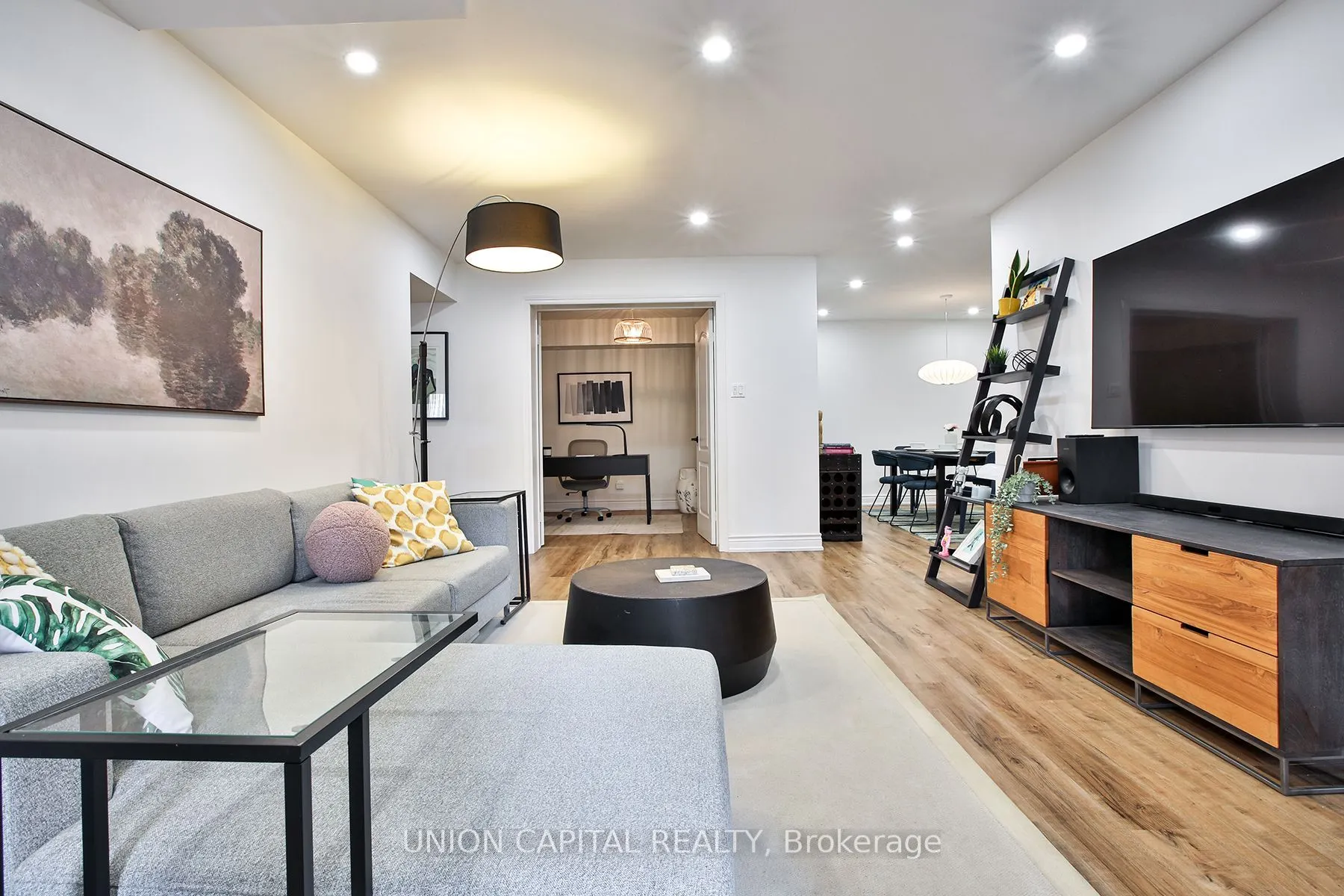 12 Sudbury Street #201