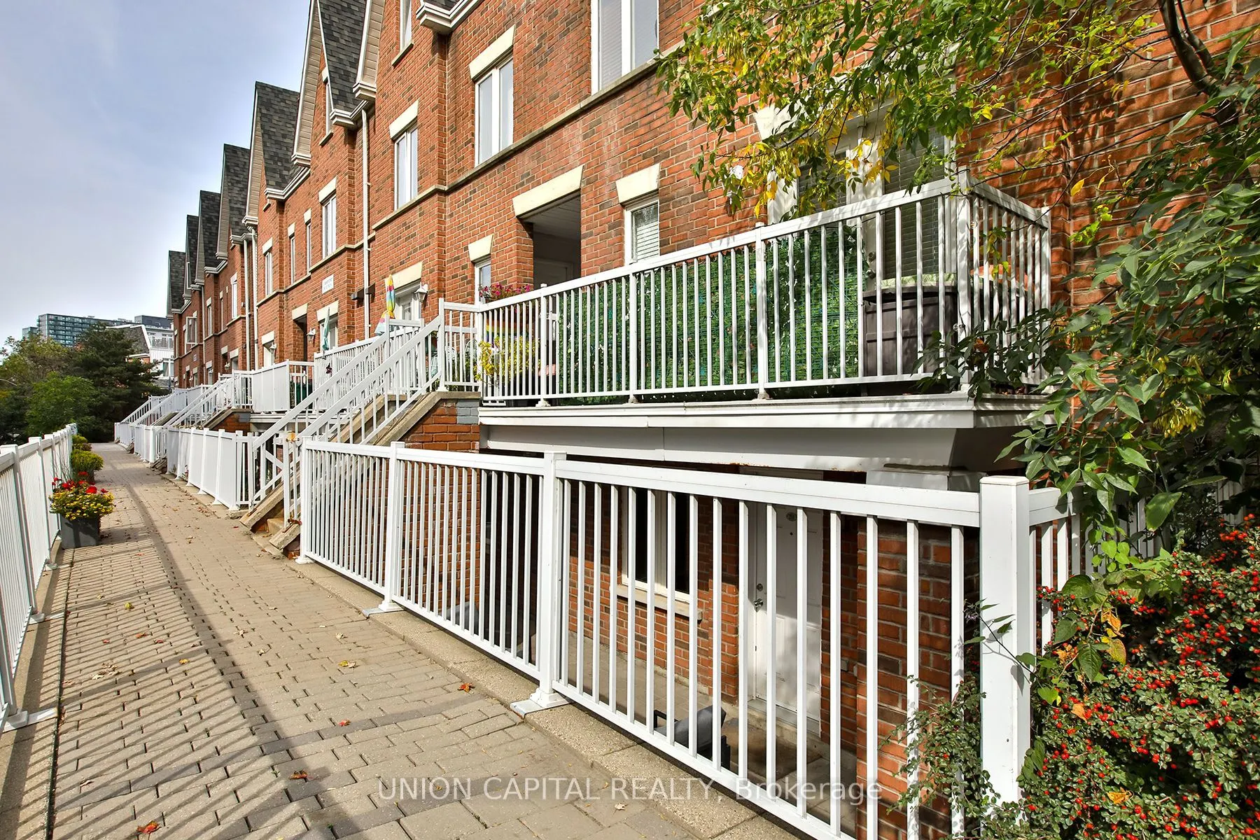 12 Sudbury Street #201
