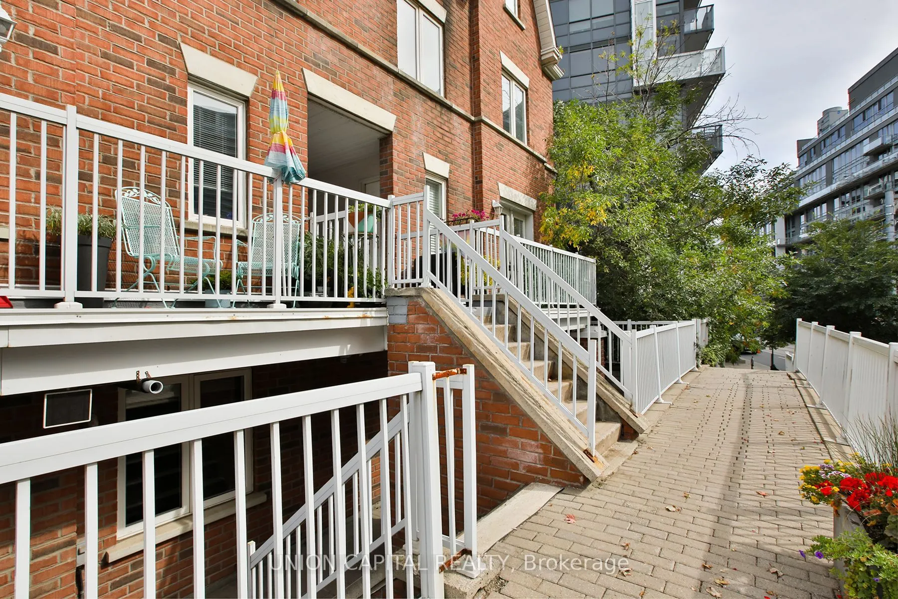 12 Sudbury Street #201