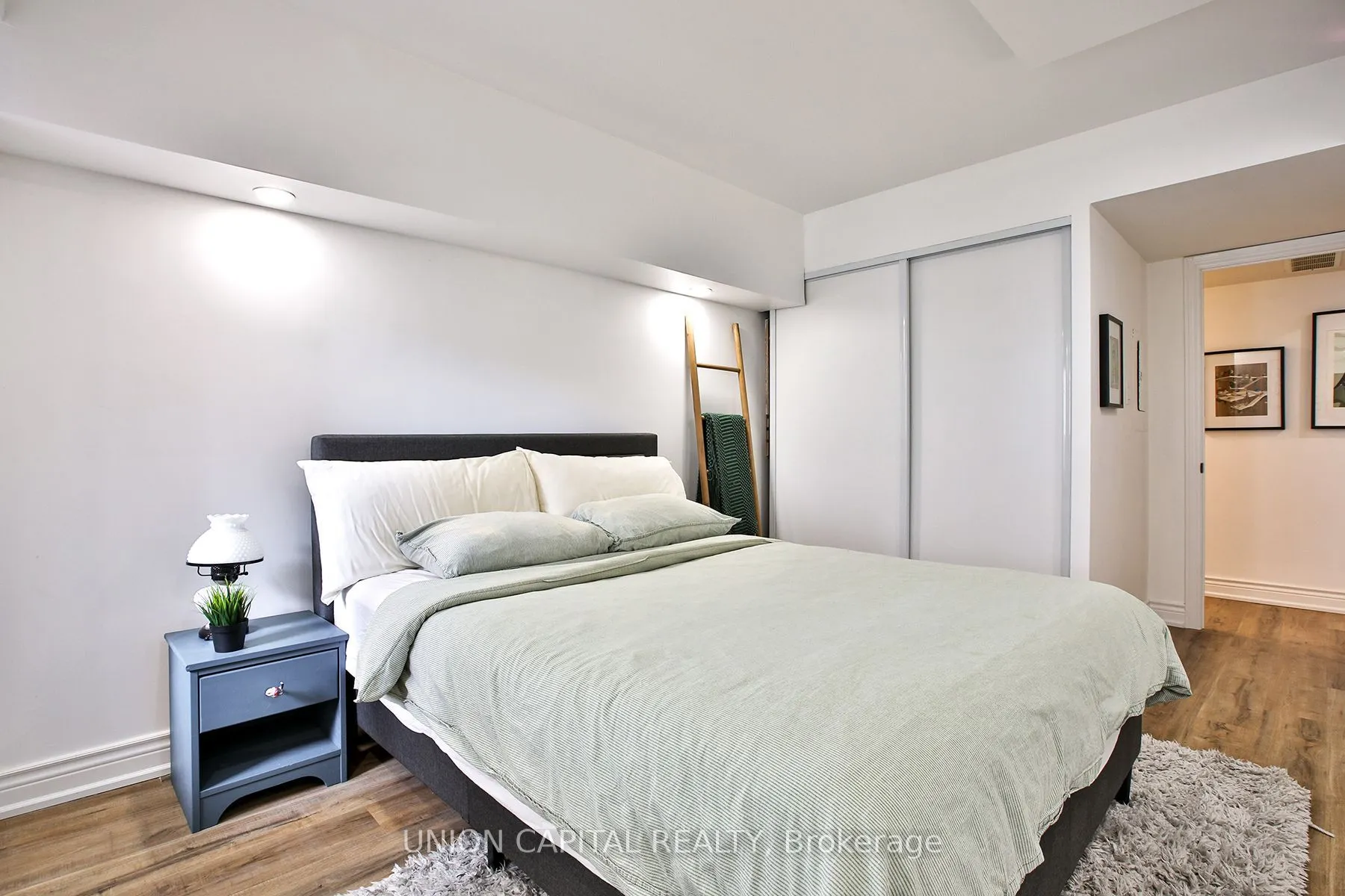 12 Sudbury Street #201