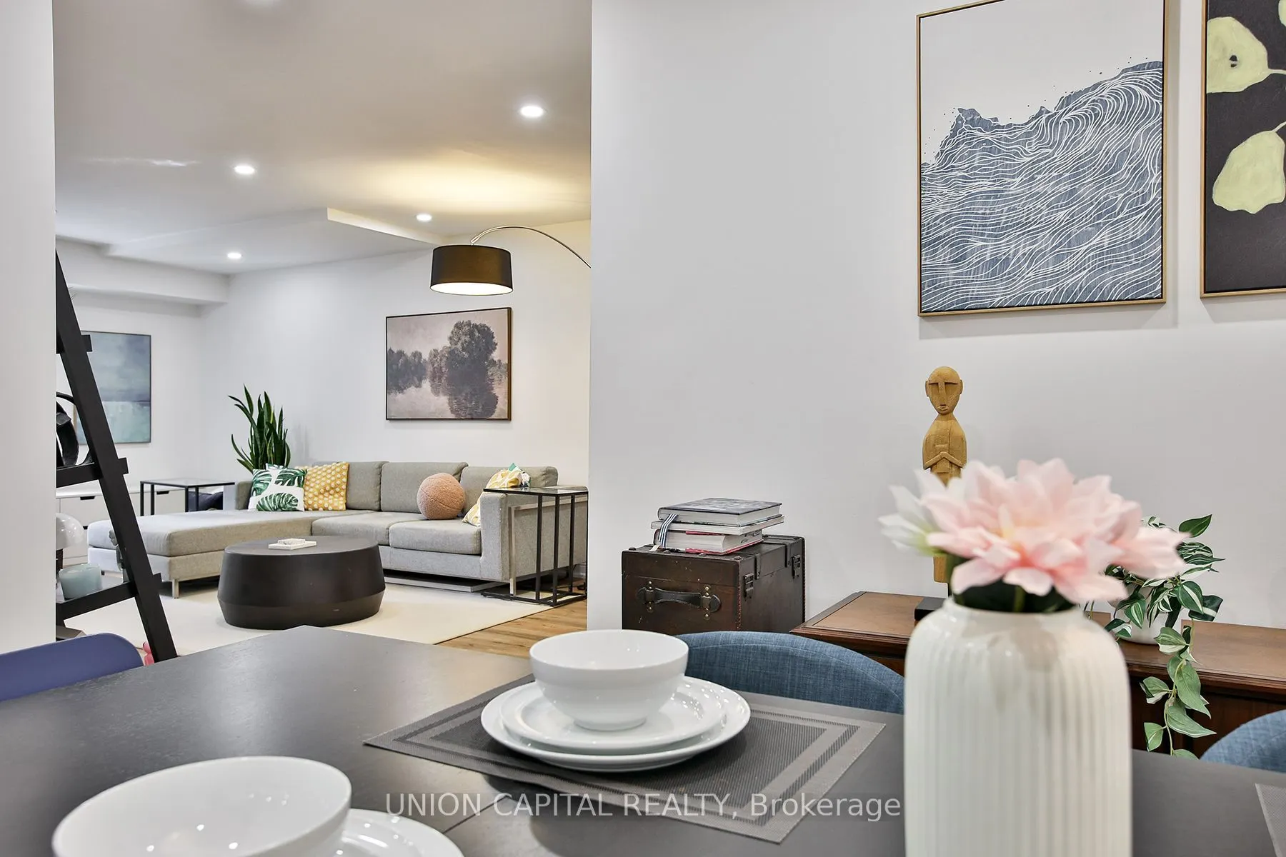 12 Sudbury Street #201