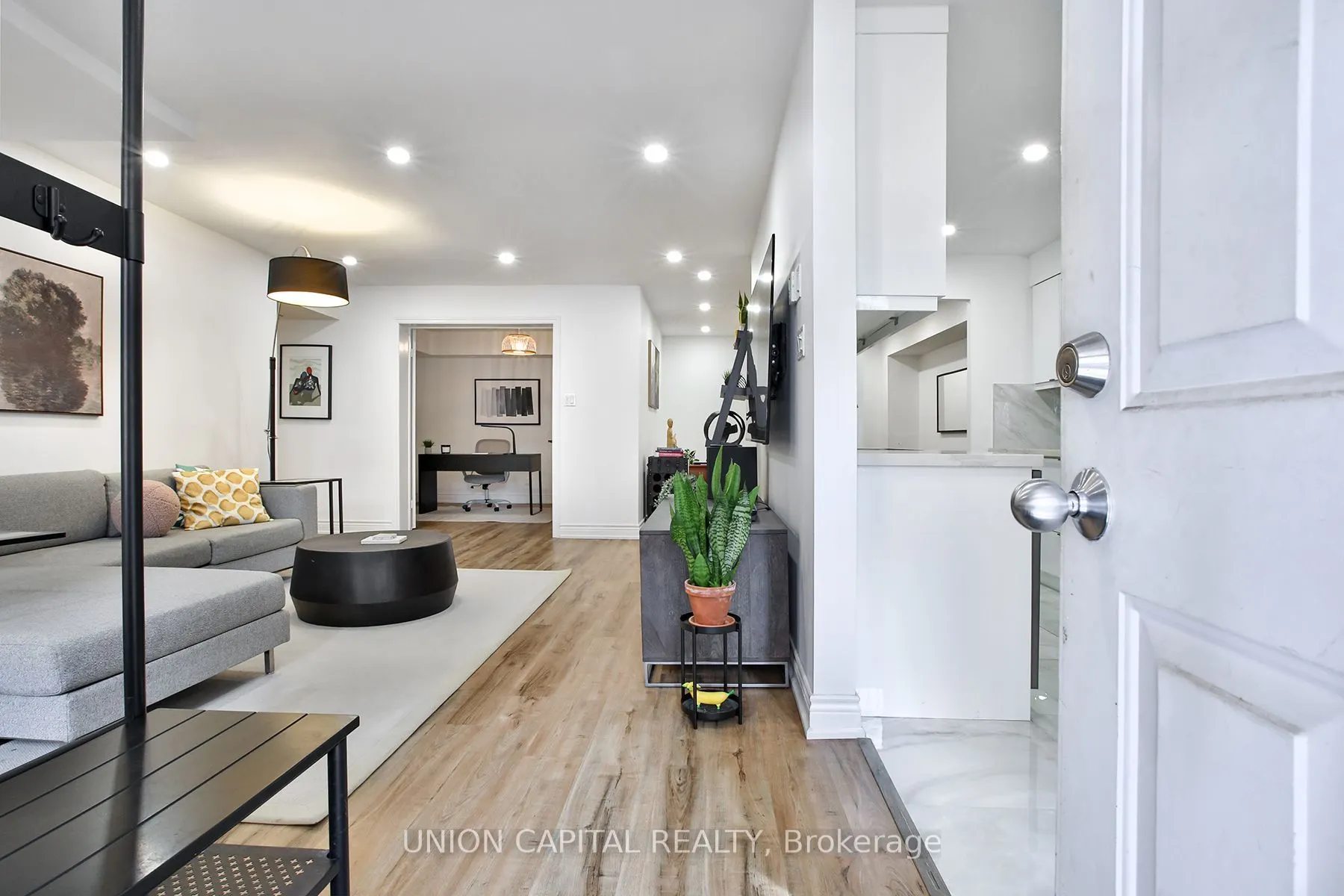 12 Sudbury Street #201