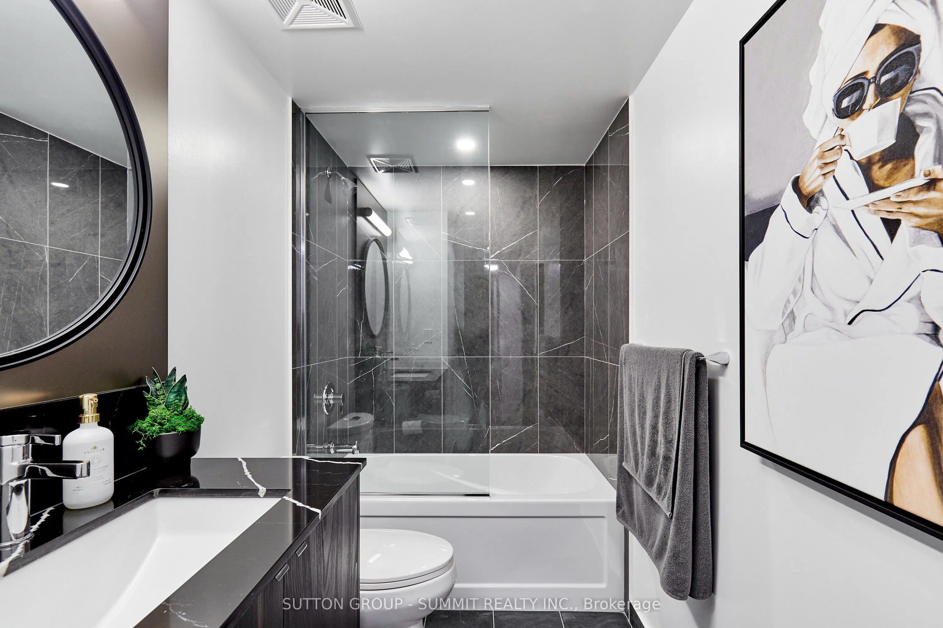 771 YONGE Street #2501