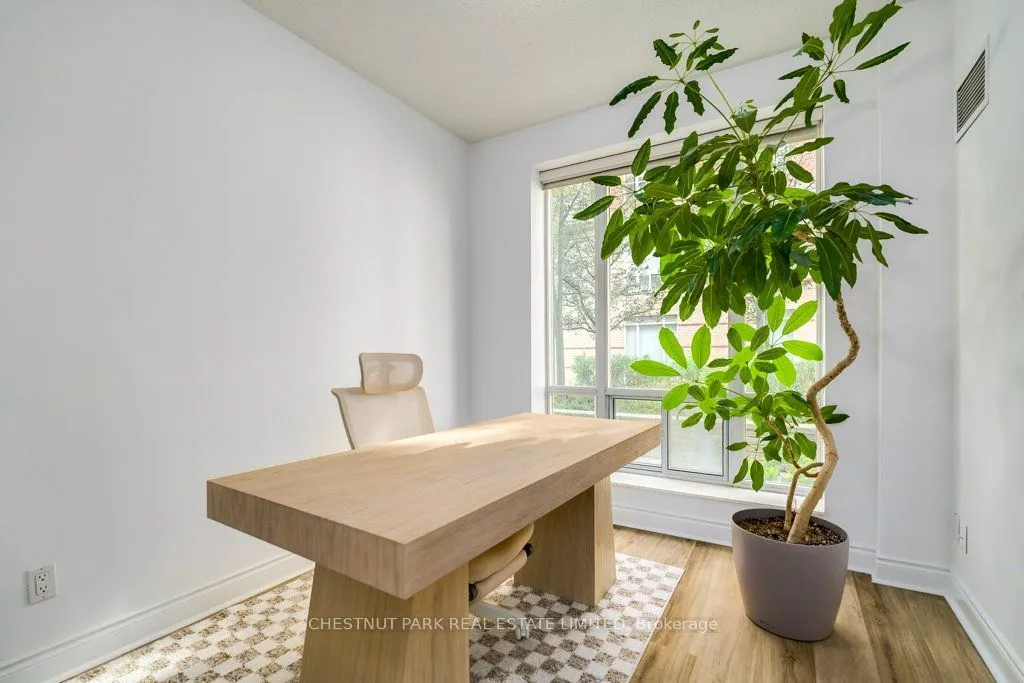 455 Rosewell Avenue #115