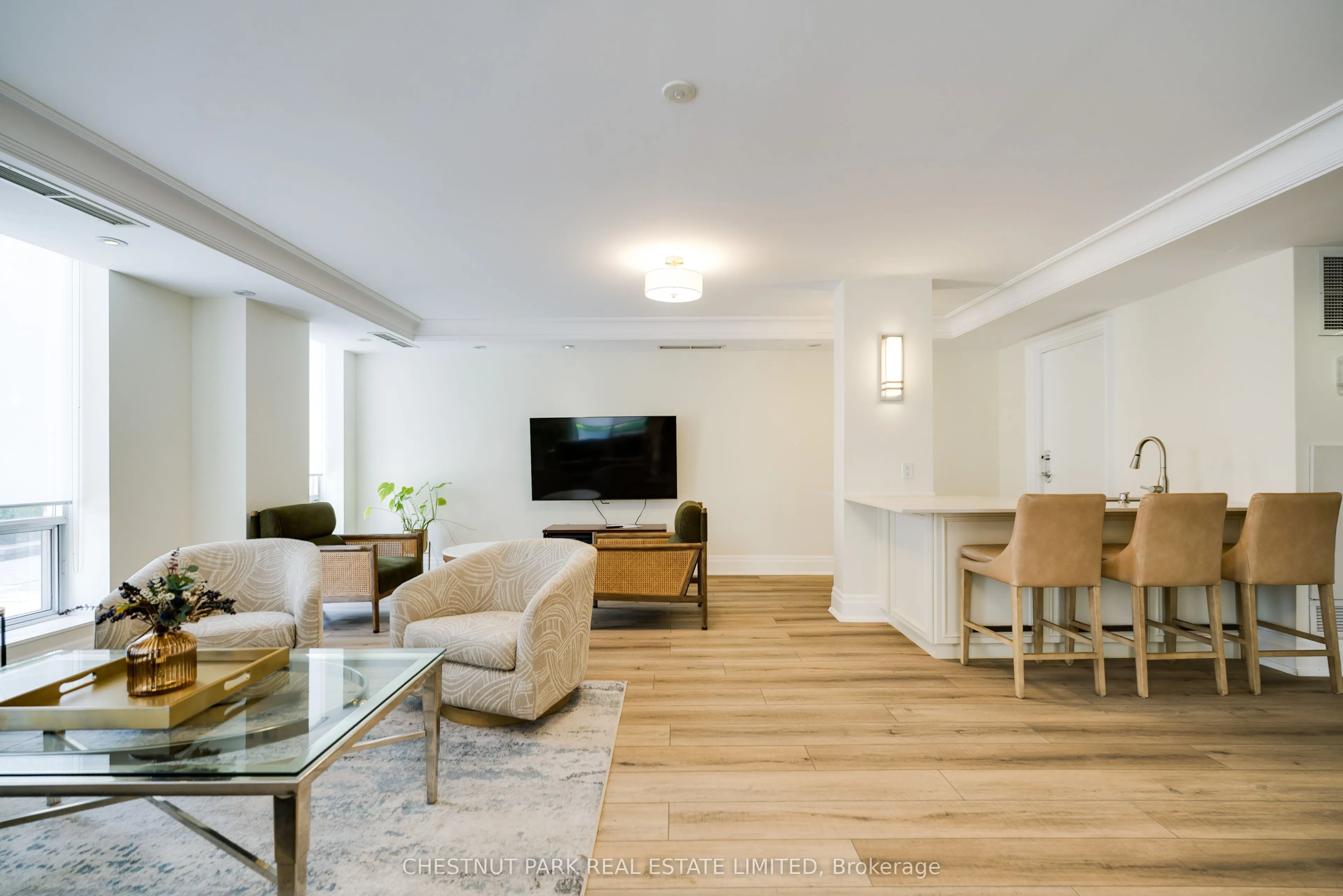 455 Rosewell Avenue #115